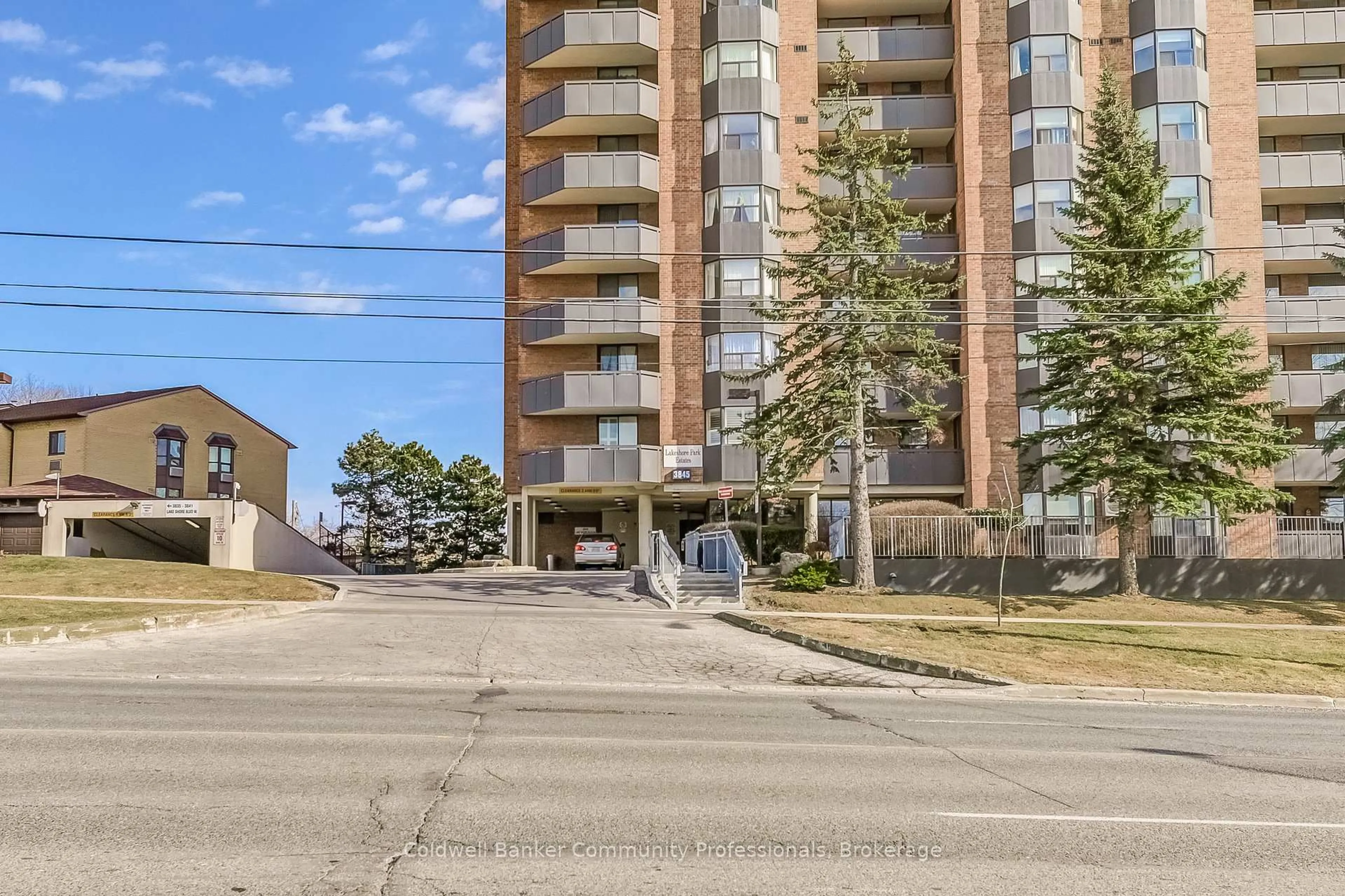 Unknown for 3845 Lake Shore Blvd #804, Toronto Ontario M8W 4Y3