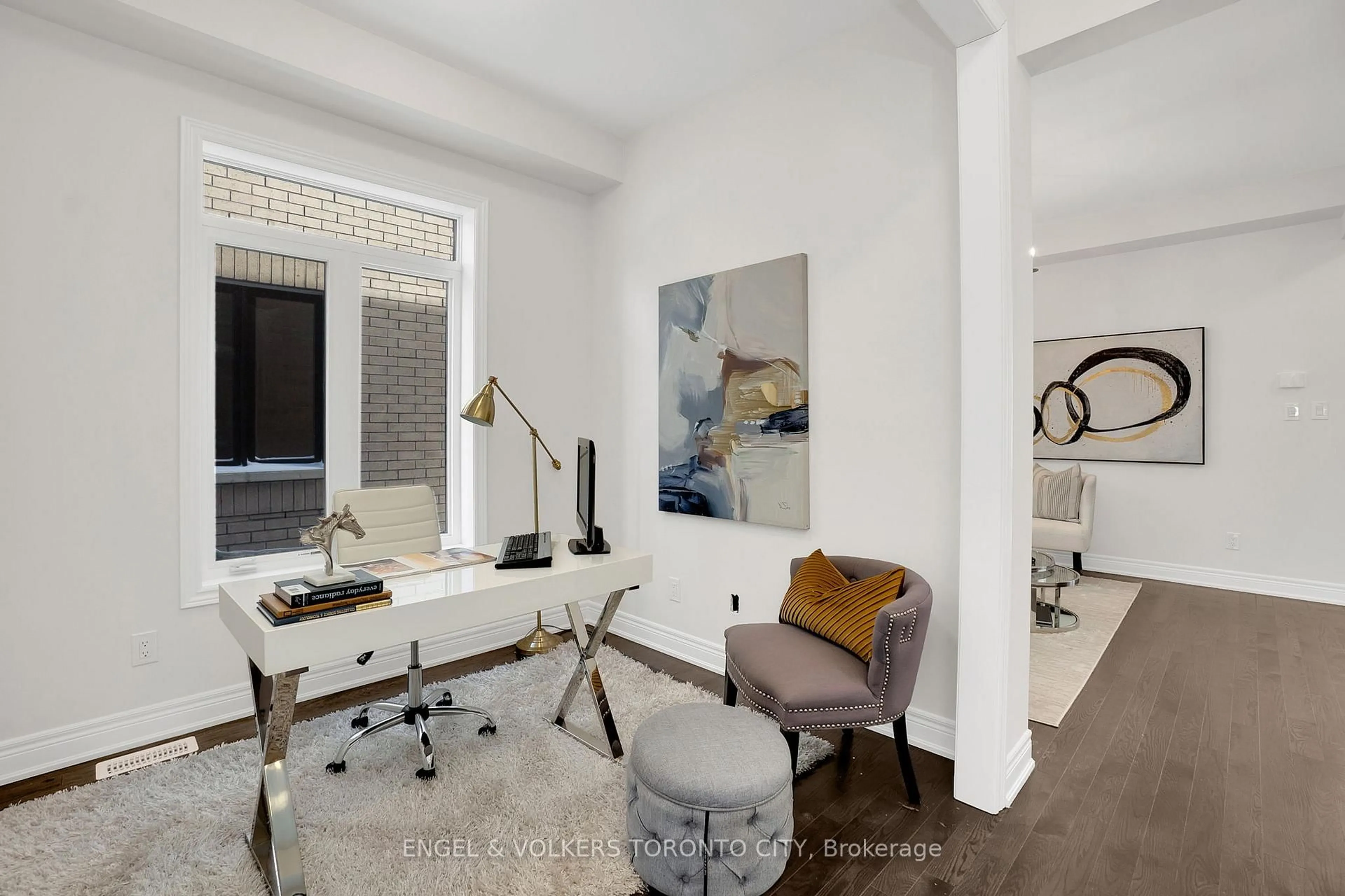 A pic of a room for 72 Claremont Dr, Brampton Ontario L6R 4E8