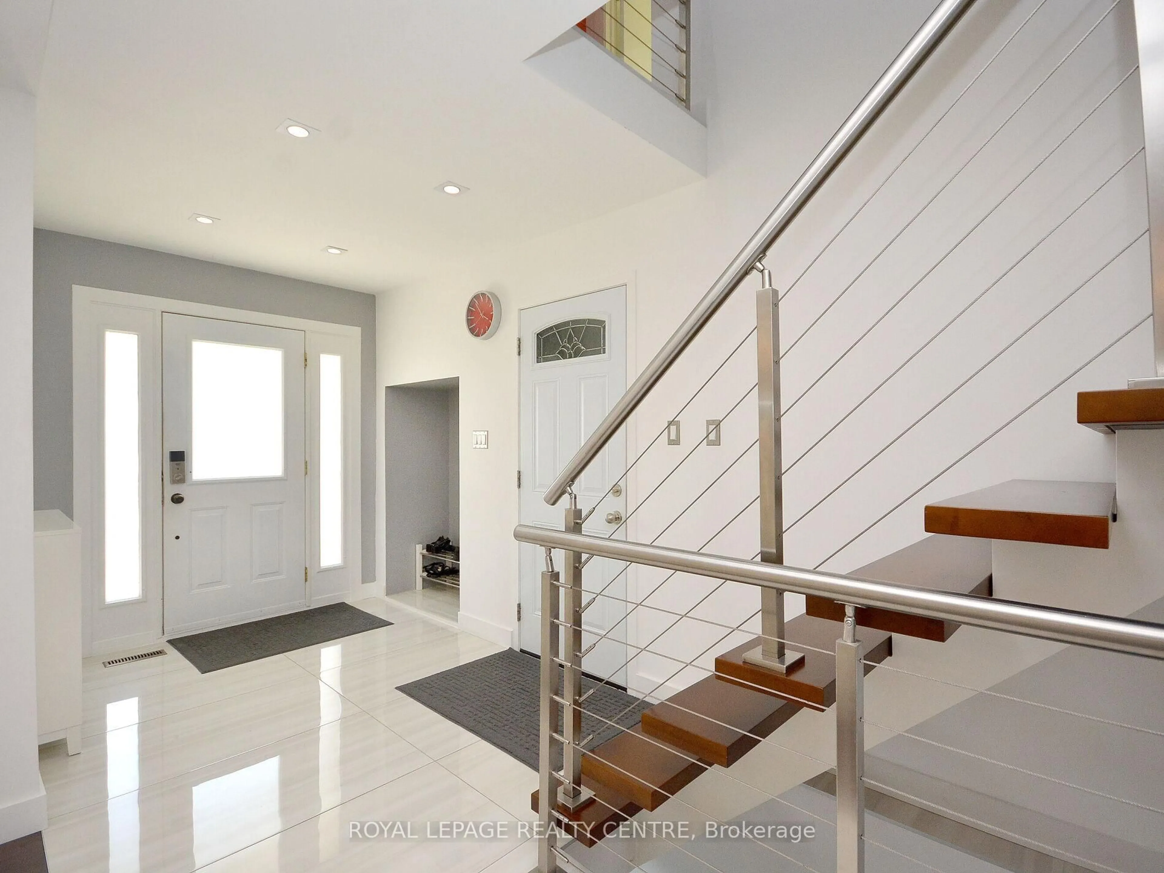 Unknown for 2503 Palisander Ave, Mississauga Ontario L5B 2N4