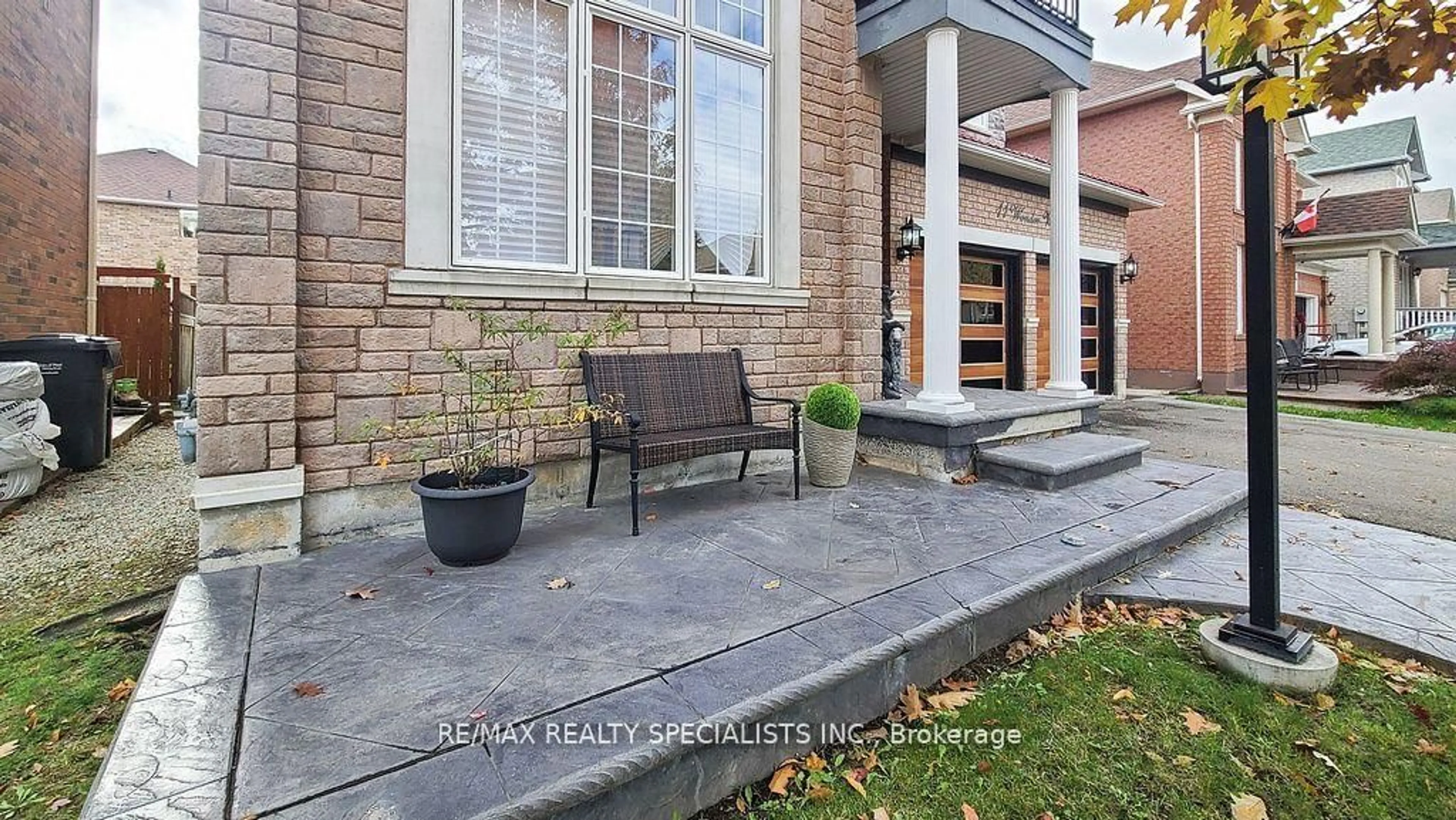 Patio, street for 11 Wonder Way, Brampton Ontario L6P 1E9