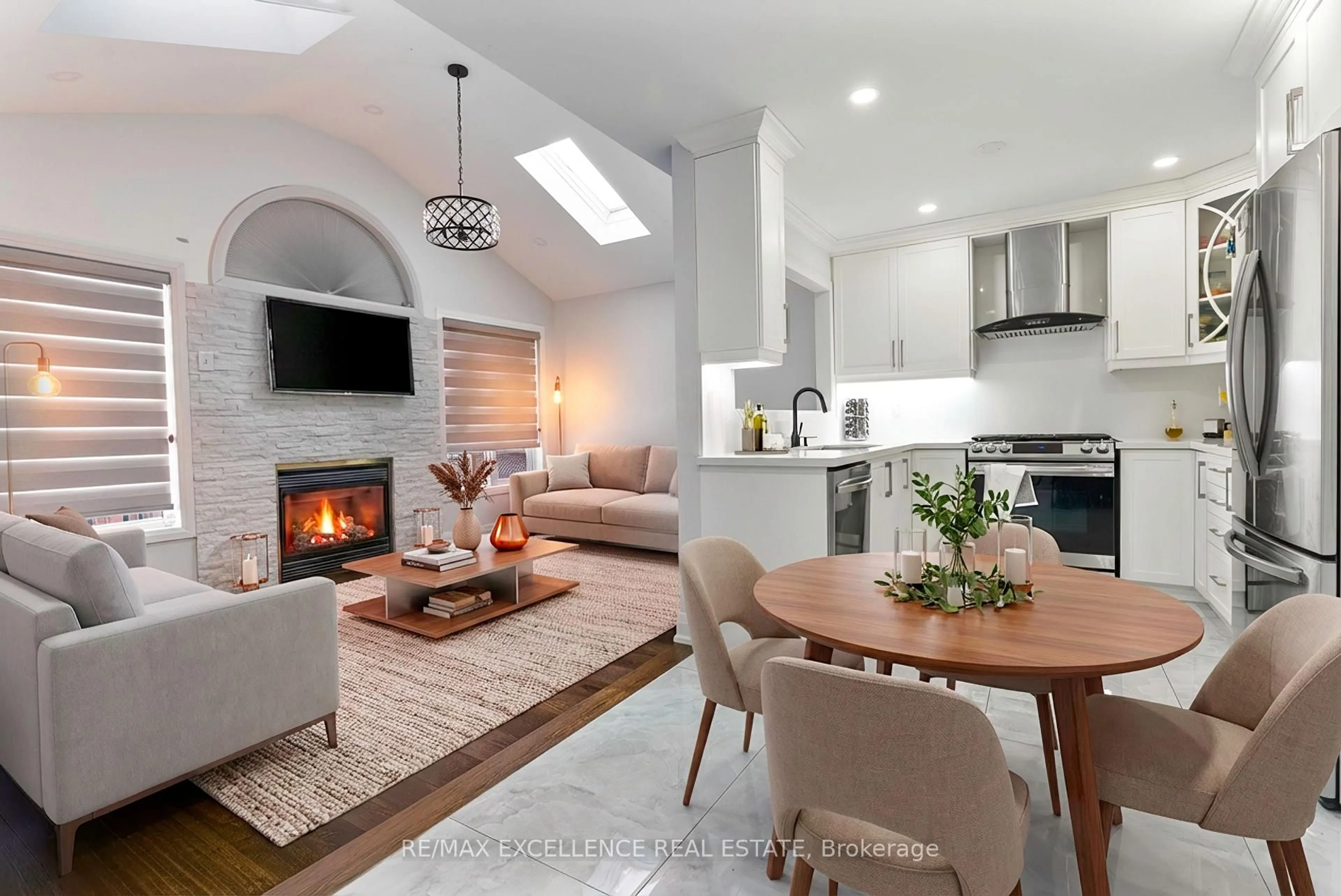 Open concept kitchen, ceramic/tile floor for 159 Cordgrass Cres, Brampton Ontario L6R 2A1