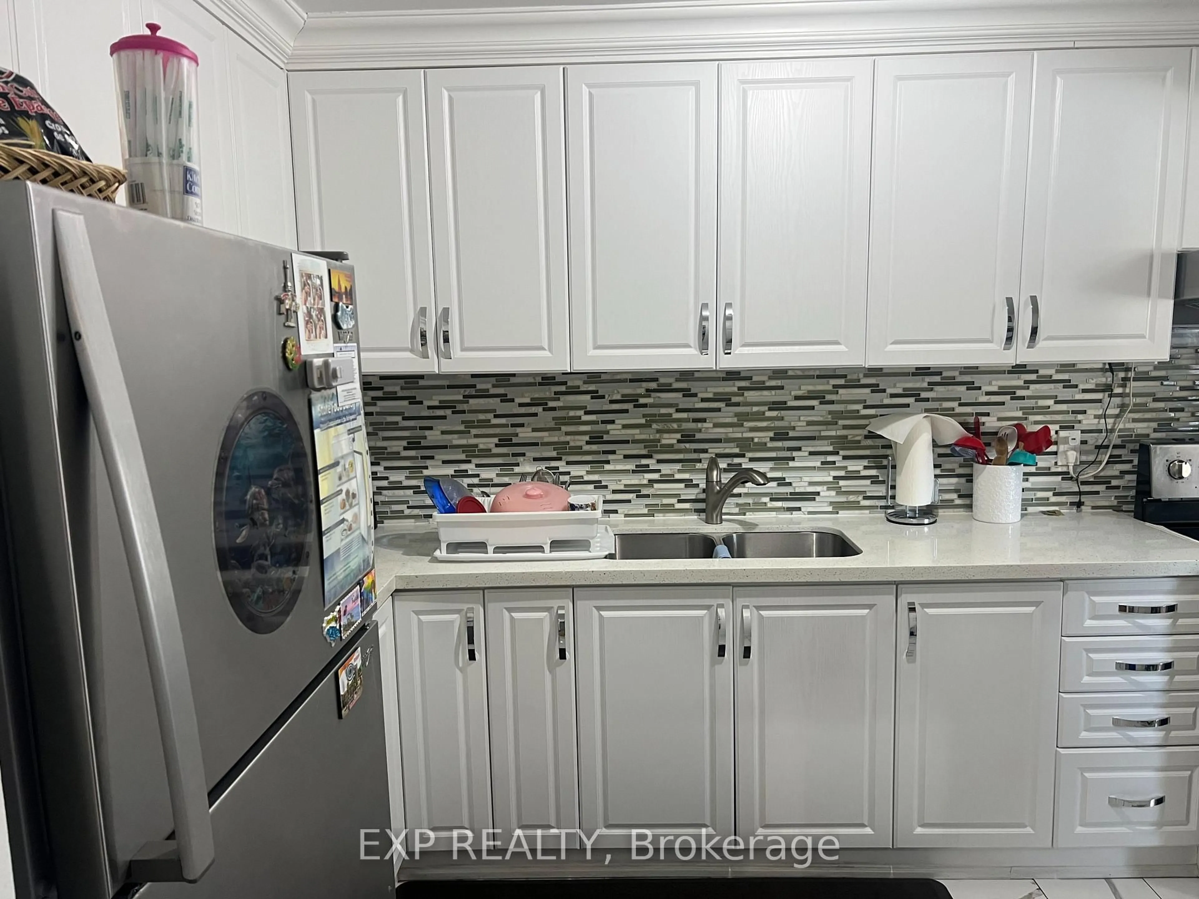 Unknown for 1660 Bloor St #208, Mississauga Ontario L4X 1R9