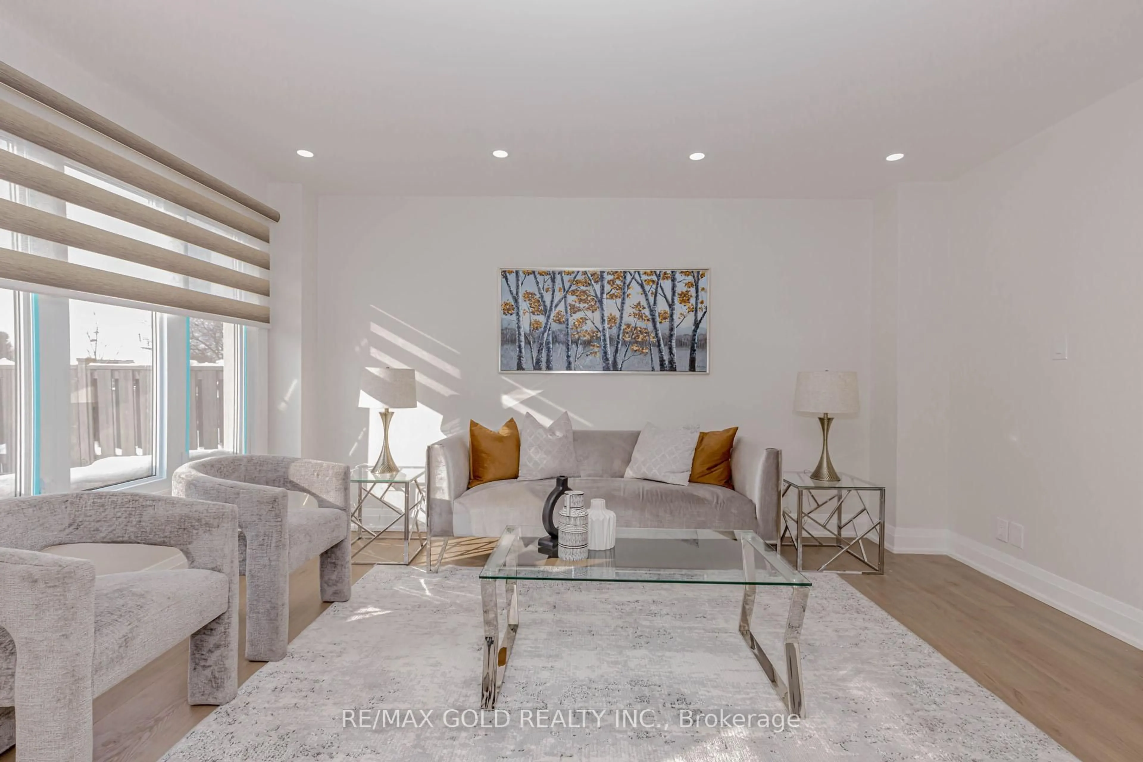 Living room with furniture, unknown for 78 Deerpark Cres, Brampton Ontario L6X 2T7