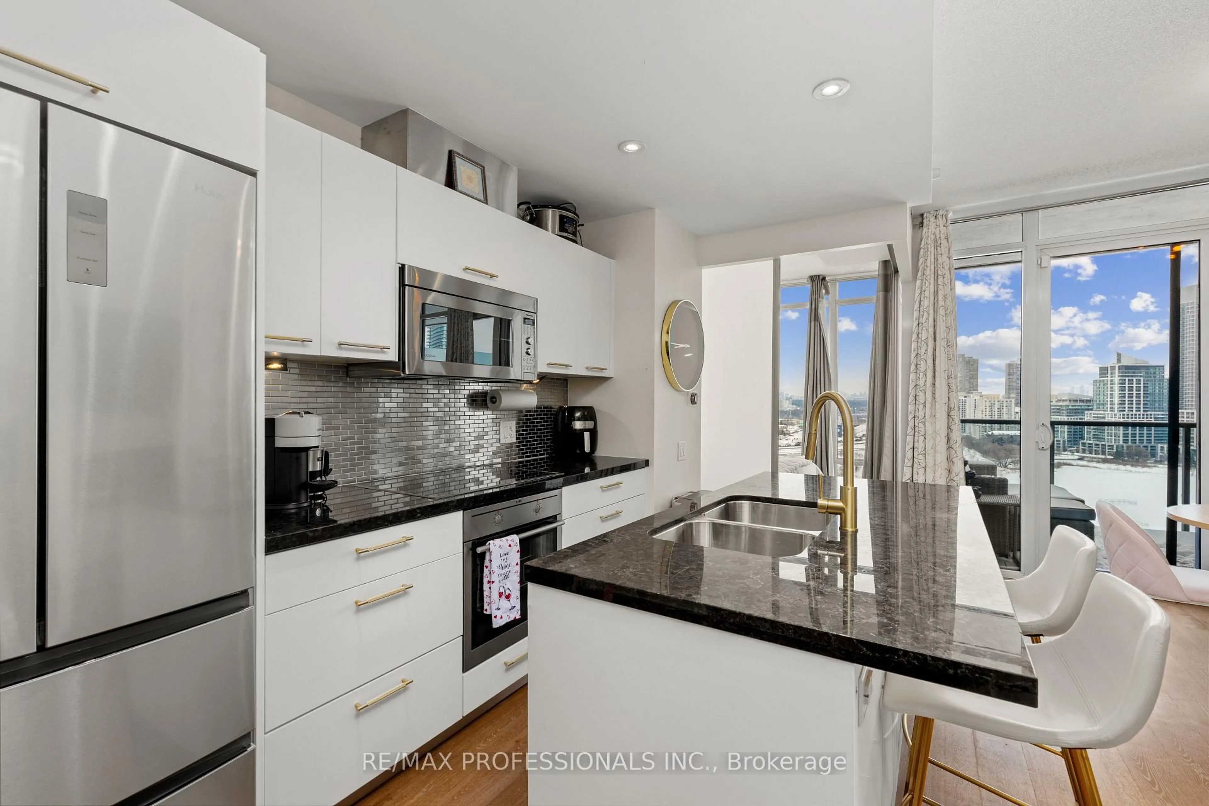 Unknown for 90 Park Lawn Rd #1810, Toronto Ontario M8Y 0B6