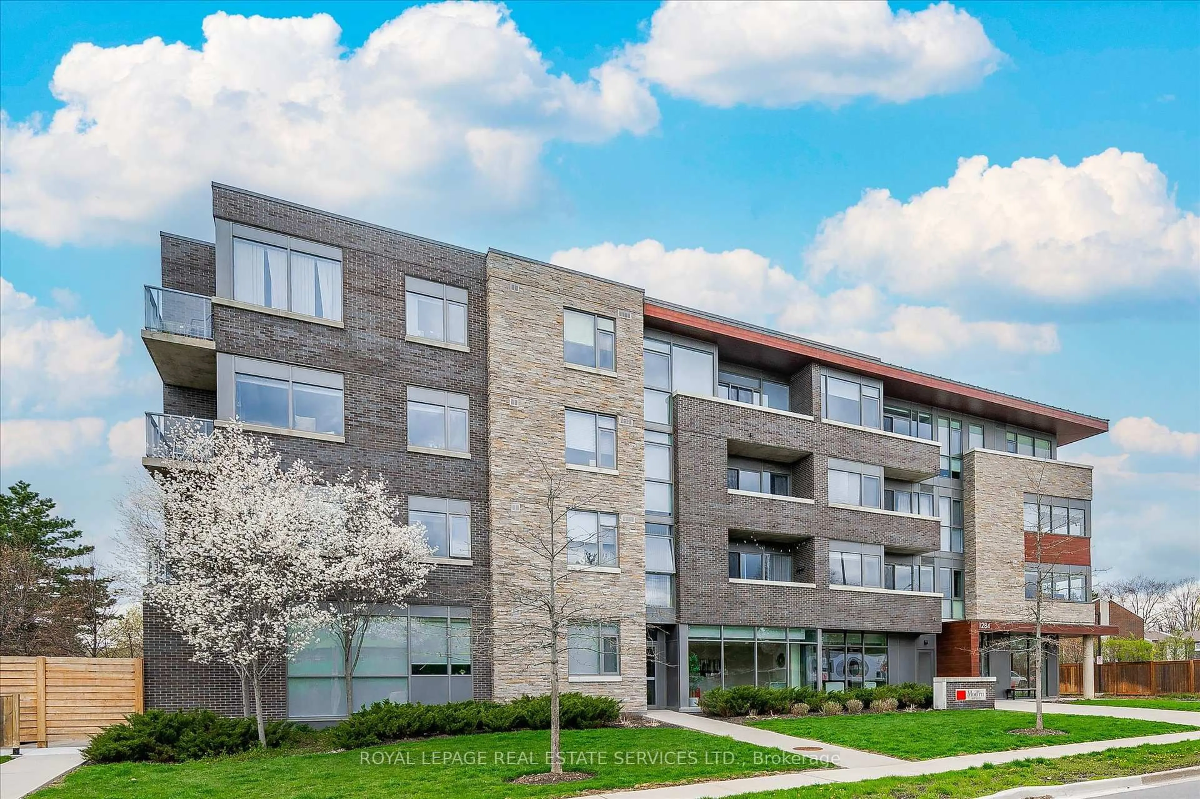 Unknown for 1284 Guelph Line #111, Burlington Ontario L7P 0T9