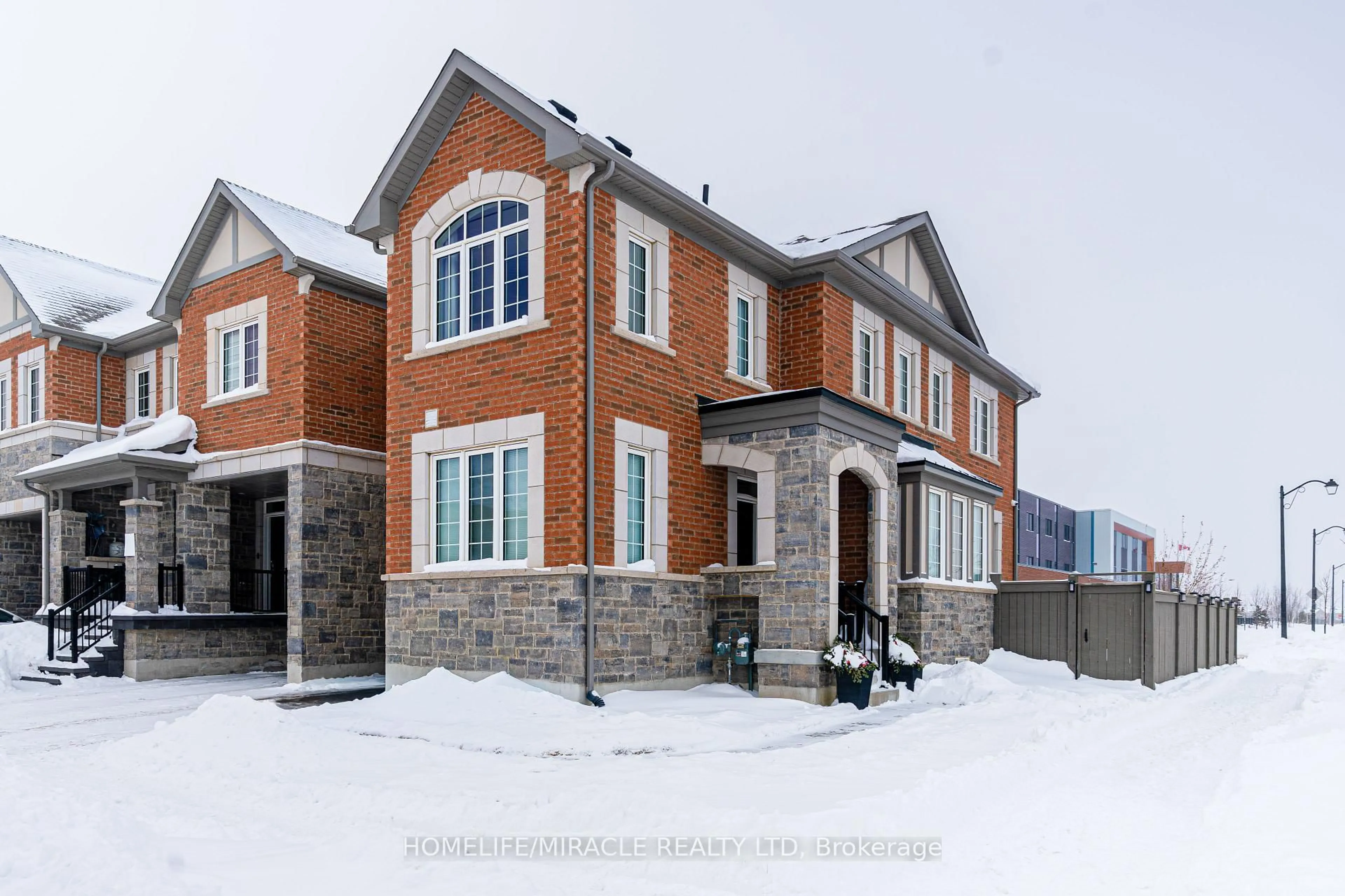 Home with brick exterior material, unknown for 919 Ash Gate, Milton Ontario L9E 1R9