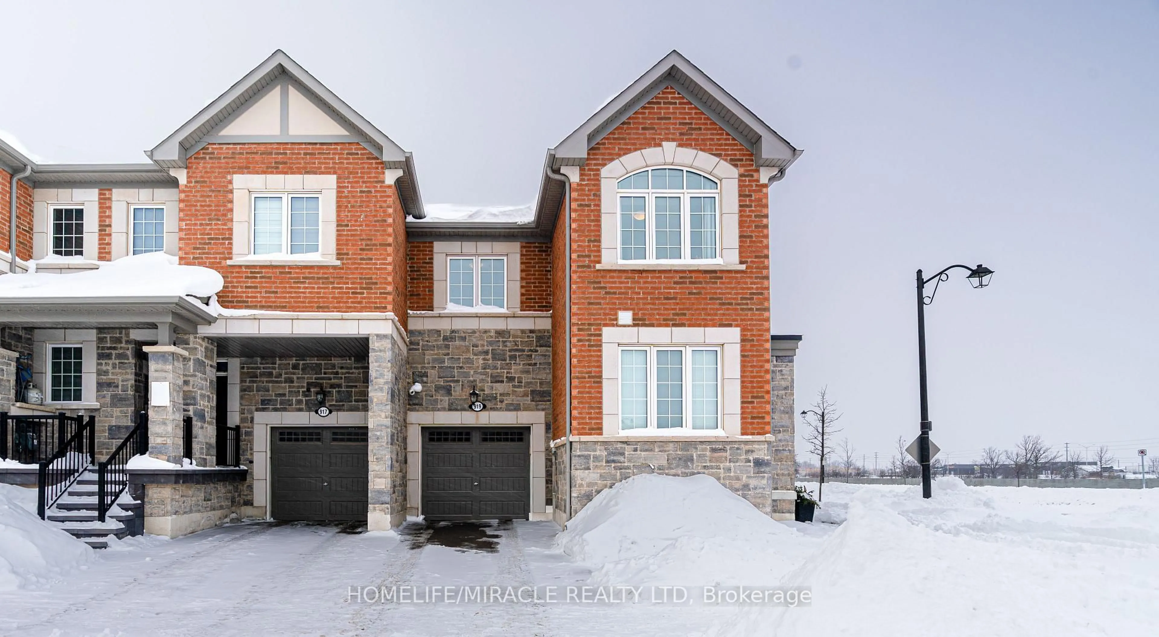 Home with brick exterior material, street for 919 Ash Gate, Milton Ontario L9E 1R9