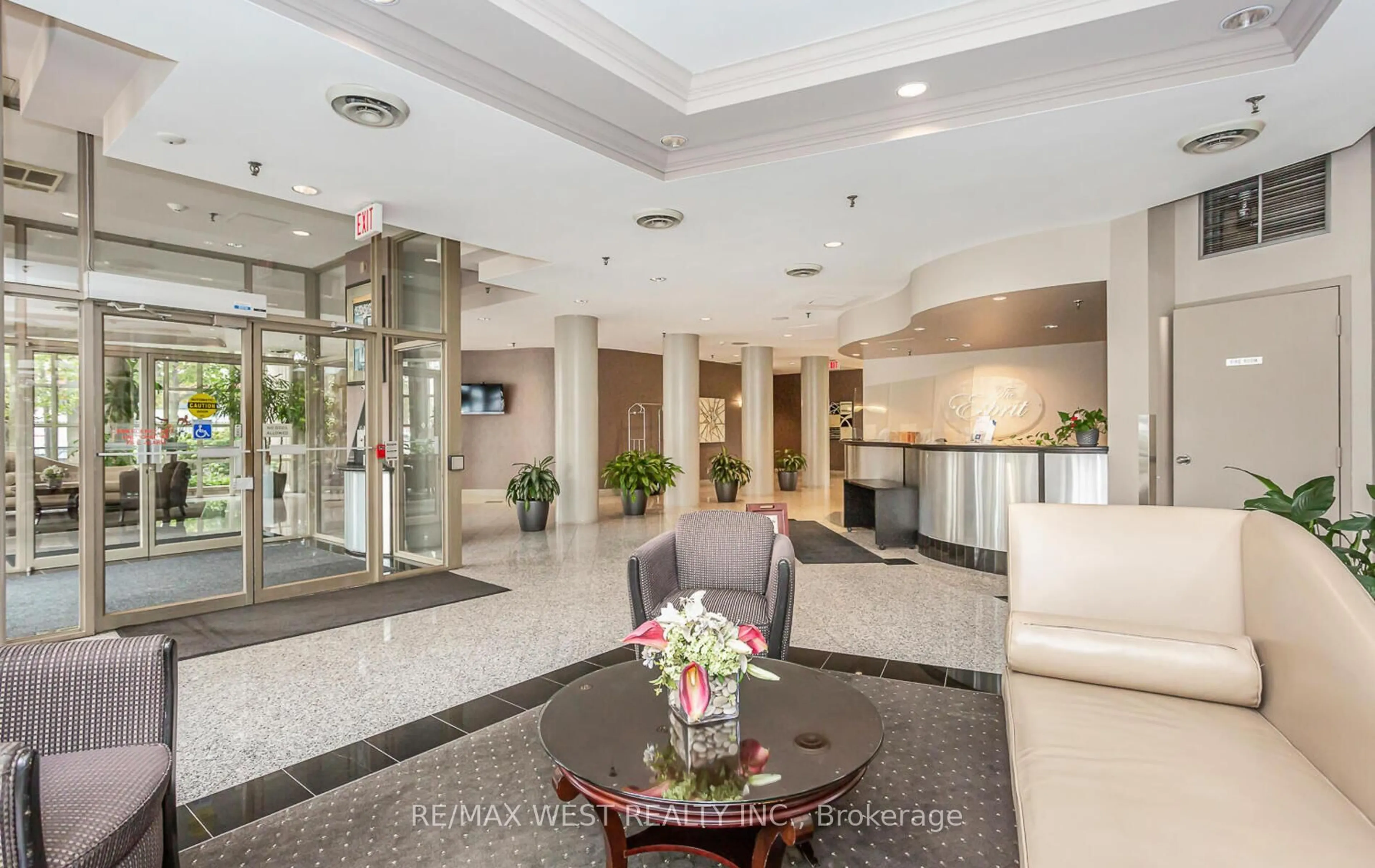 Lobby for 50 Eglinton Ave #1510, Mississauga Ontario L5R 3P5