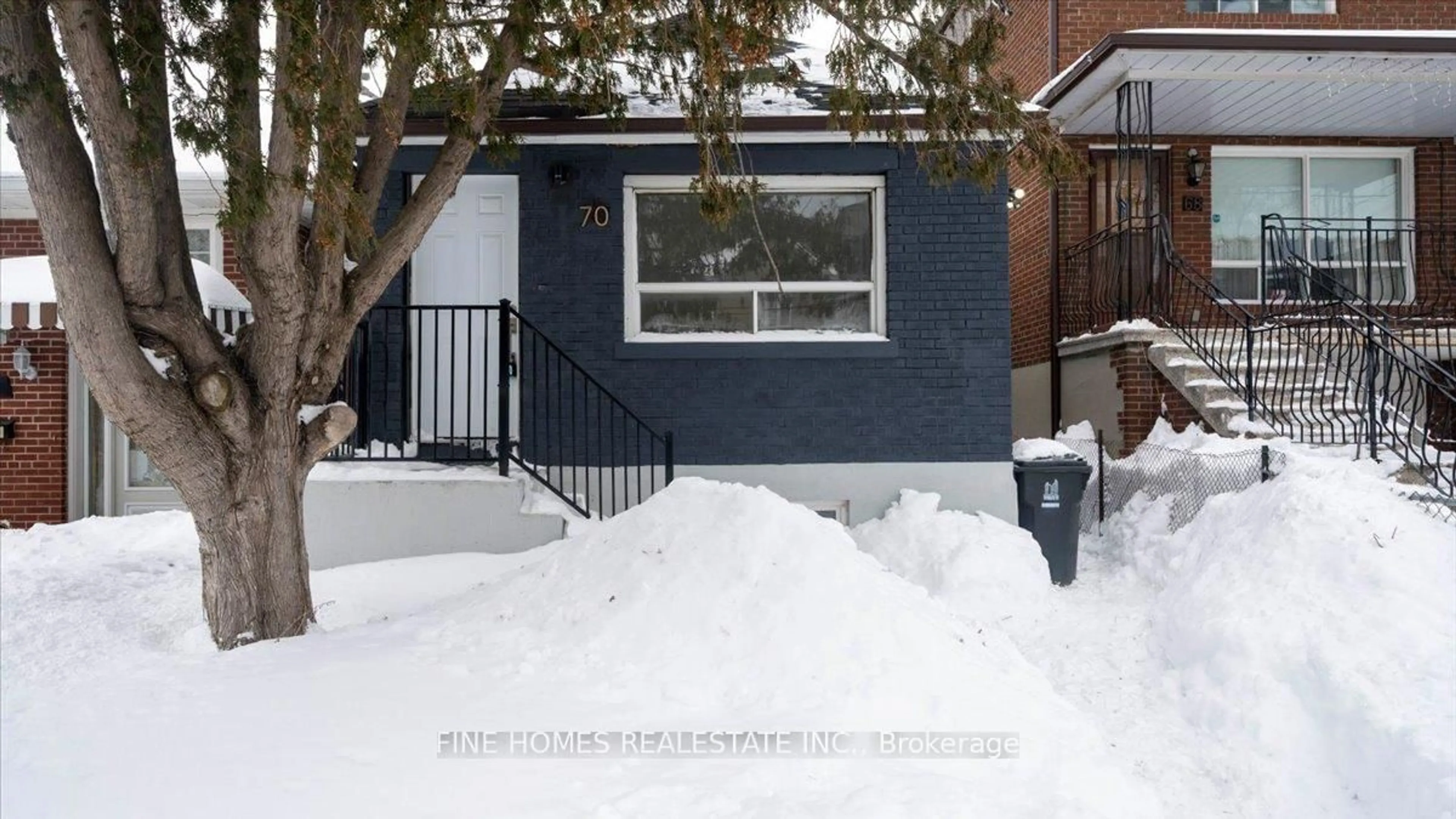 Unknown for 70 Dunraven Dr, Toronto Ontario M6M 1H2