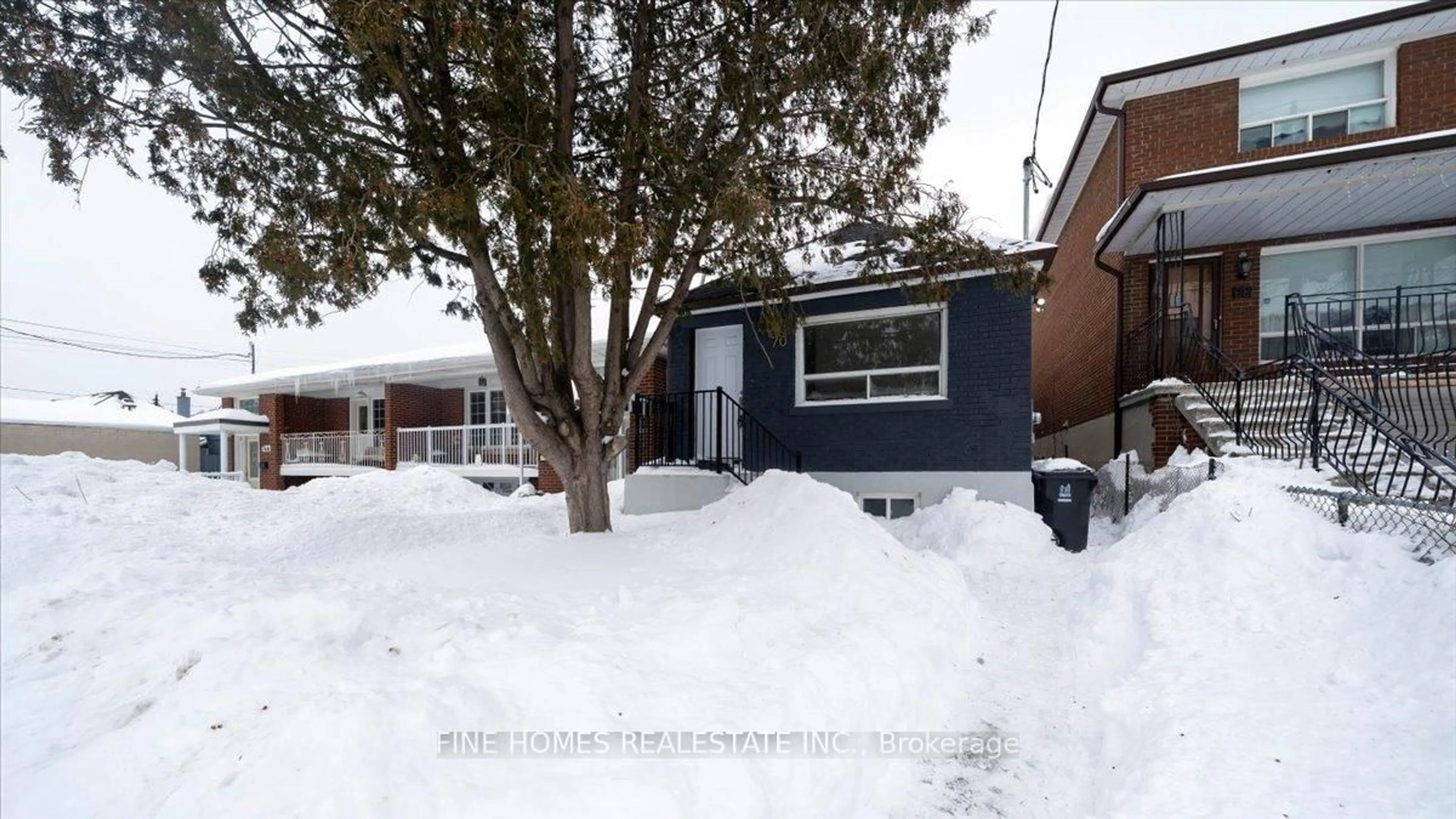 Unknown for 70 Dunraven Dr, Toronto Ontario M6M 1H2