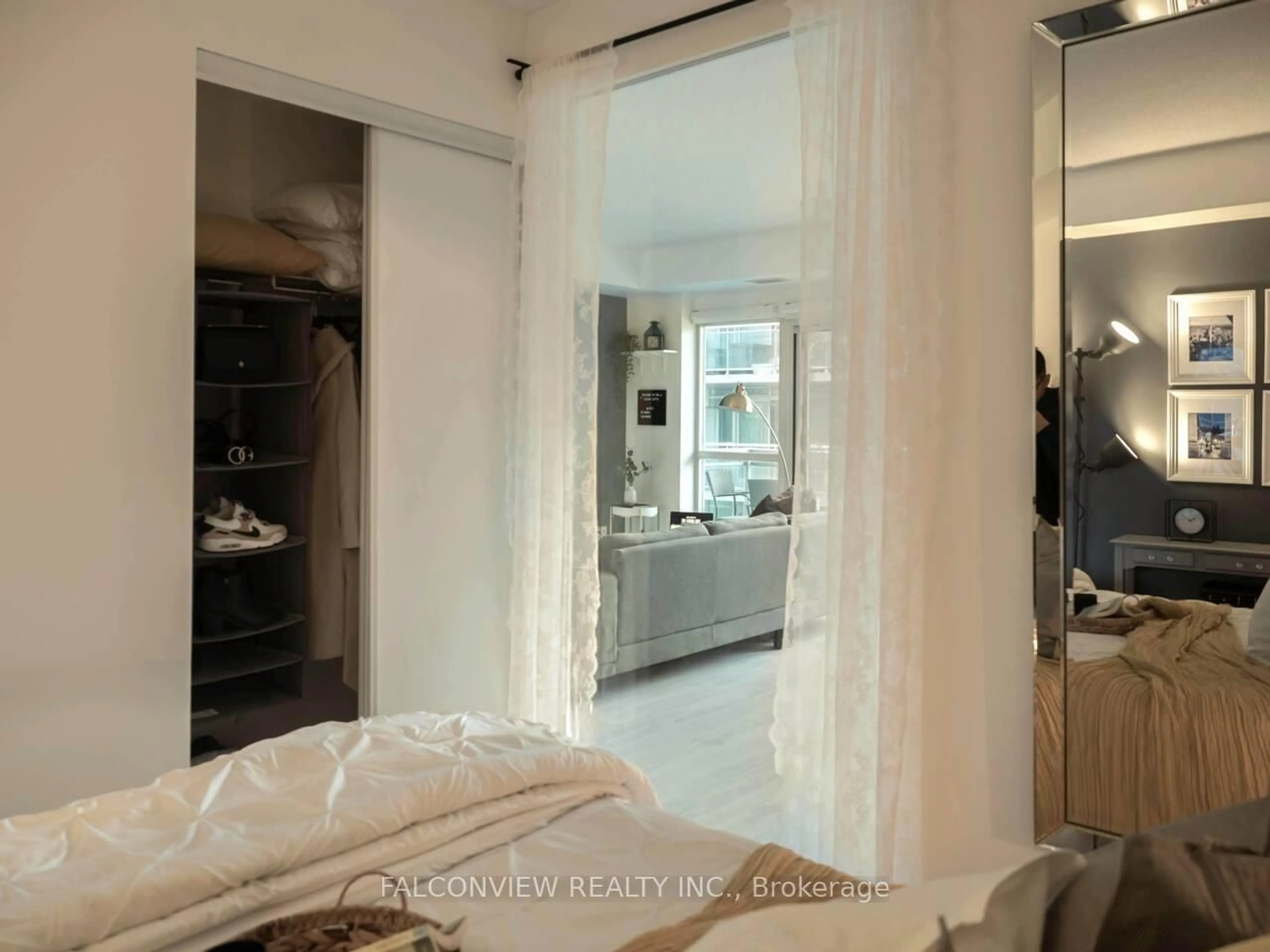 A pic of a room for 165 Legion Rd #631, Toronto Ontario M8Y 0B3