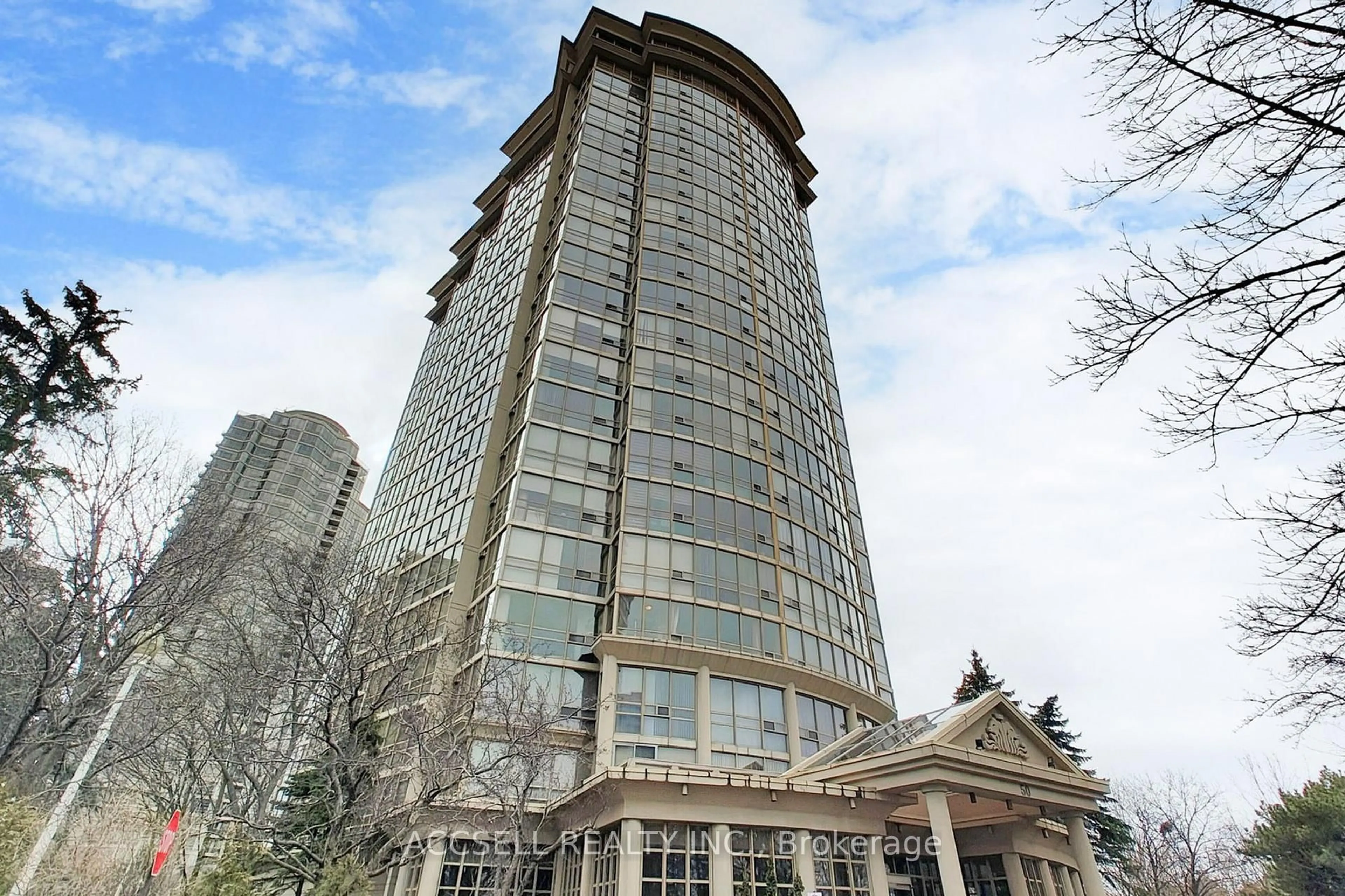 Indoor foyer for 50 Eglinton Ave #1804, Mississauga Ontario L5R 3P5
