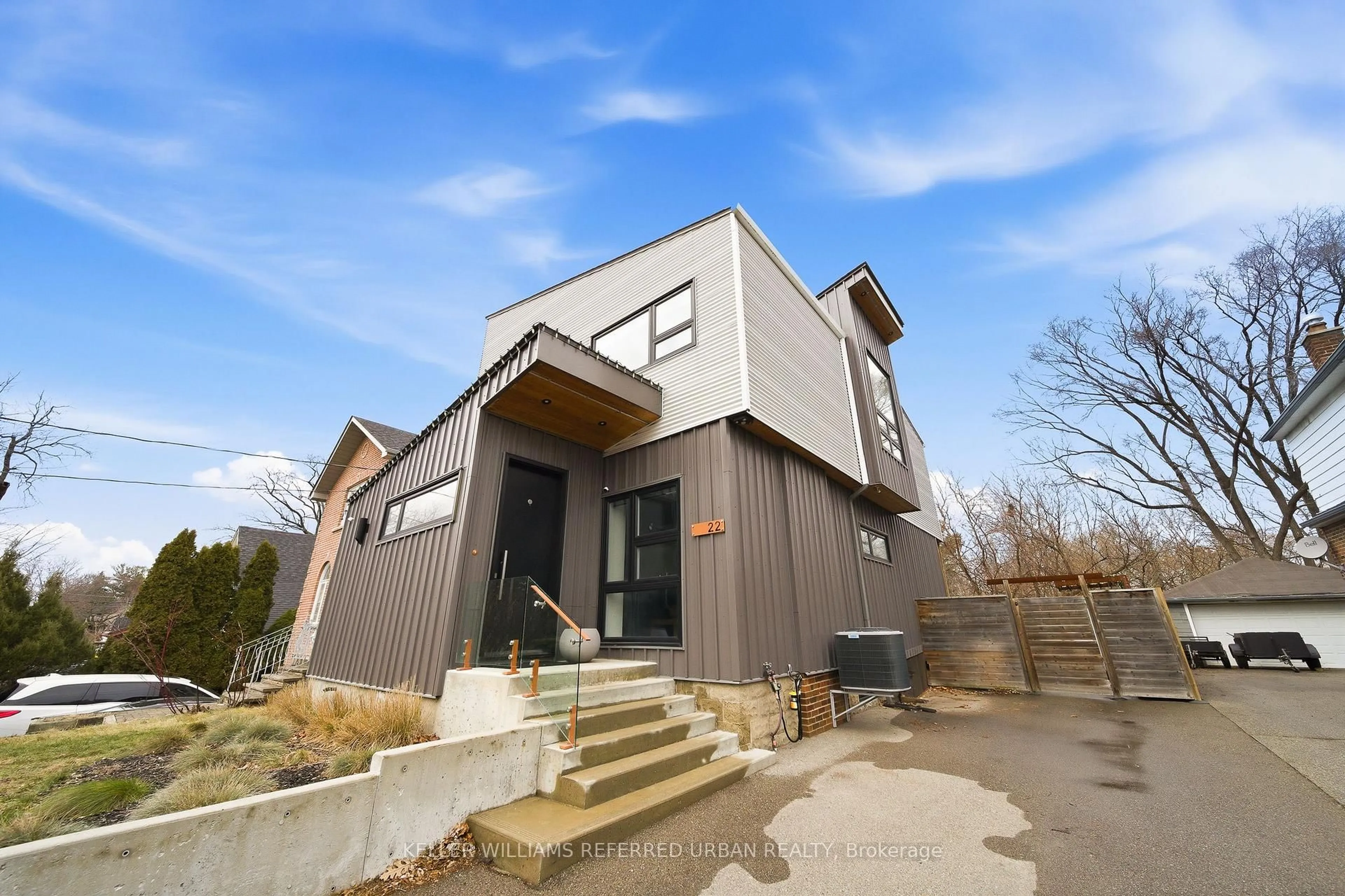 Home with brick exterior material, unknown for 22 Daniels St, Toronto Ontario M8Y 1L8