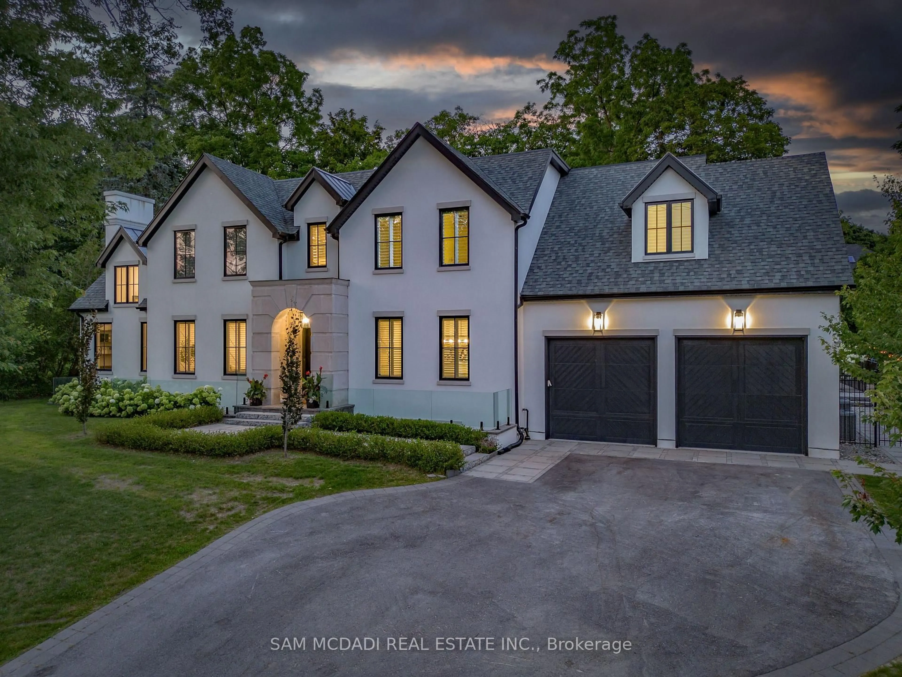 Home with brick exterior material, street for 231 Wedgewood Dr, Oakville Ontario L6J 4R6