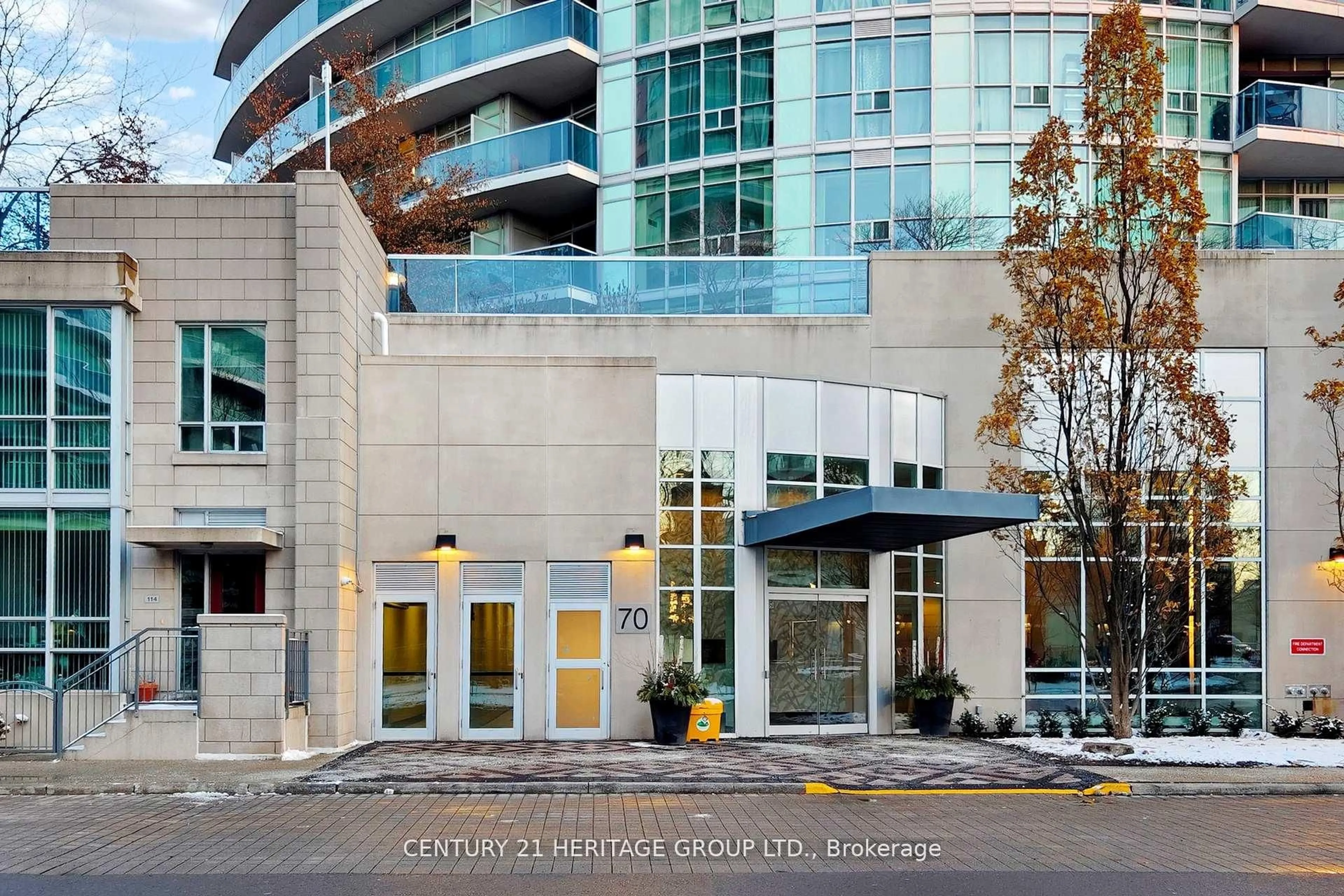 Indoor foyer for 70 Absolute Ave #2410, Mississauga Ontario L4Z 0A4