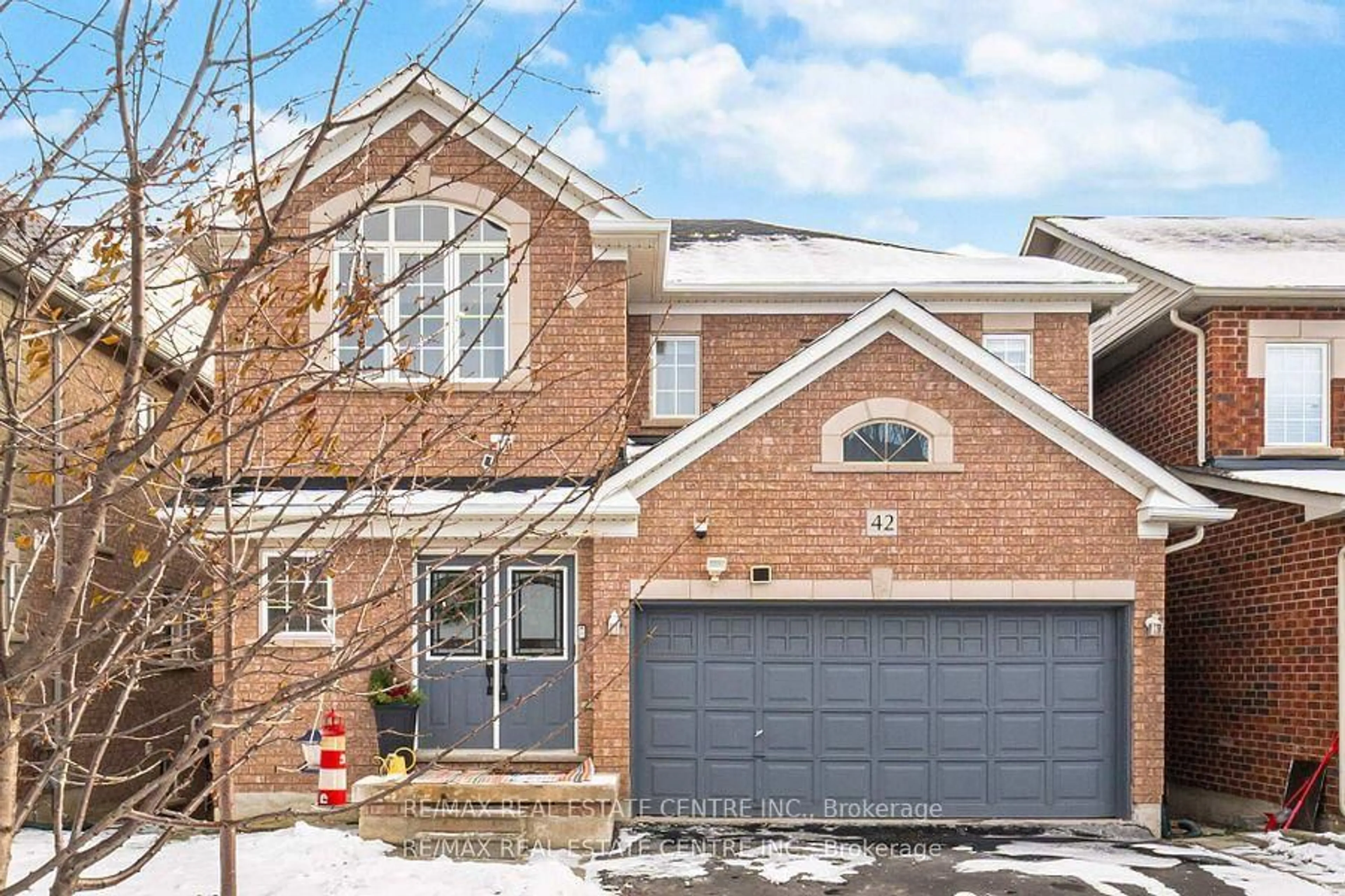 Home with brick exterior material, street for 42 Sedgewick Circ, Brampton Ontario L7A 2P7