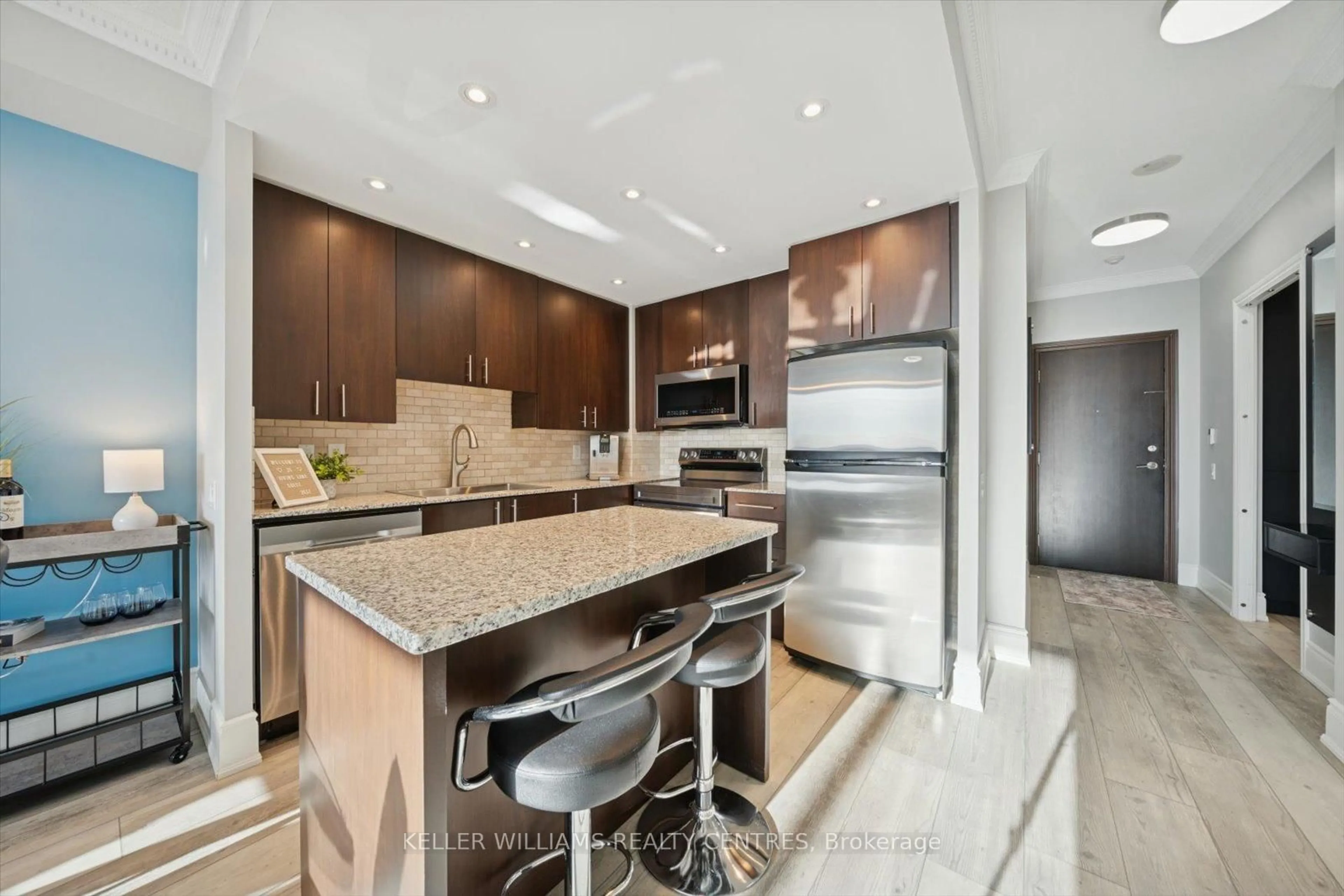 Contemporary kitchen, ceramic/tile floor for 35 Viking Lane #2637, Toronto Ontario M9B 0A2