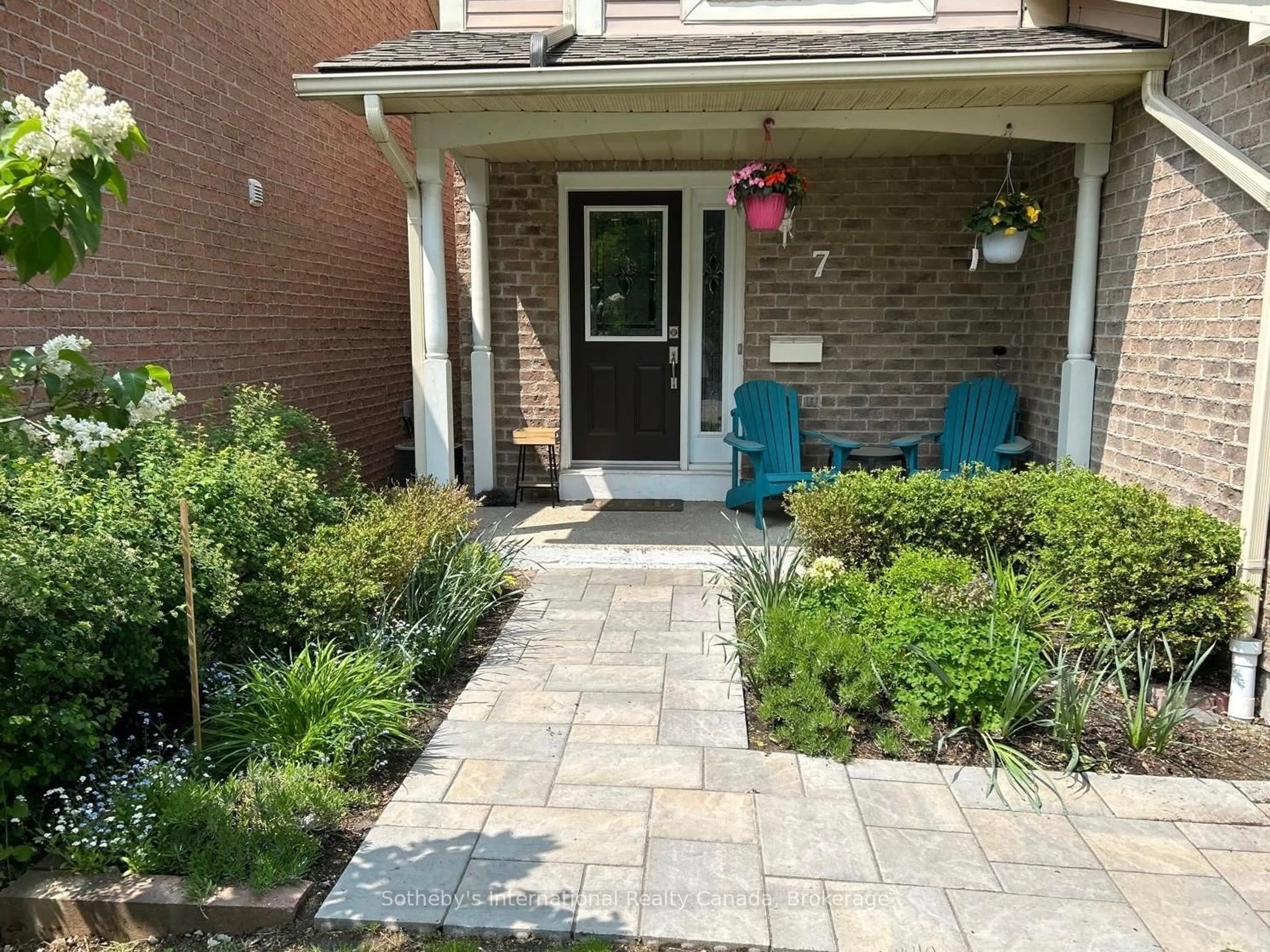 Unknown for 5255 Lakeshore Rd #7, Burlington Ontario L7L 5X5