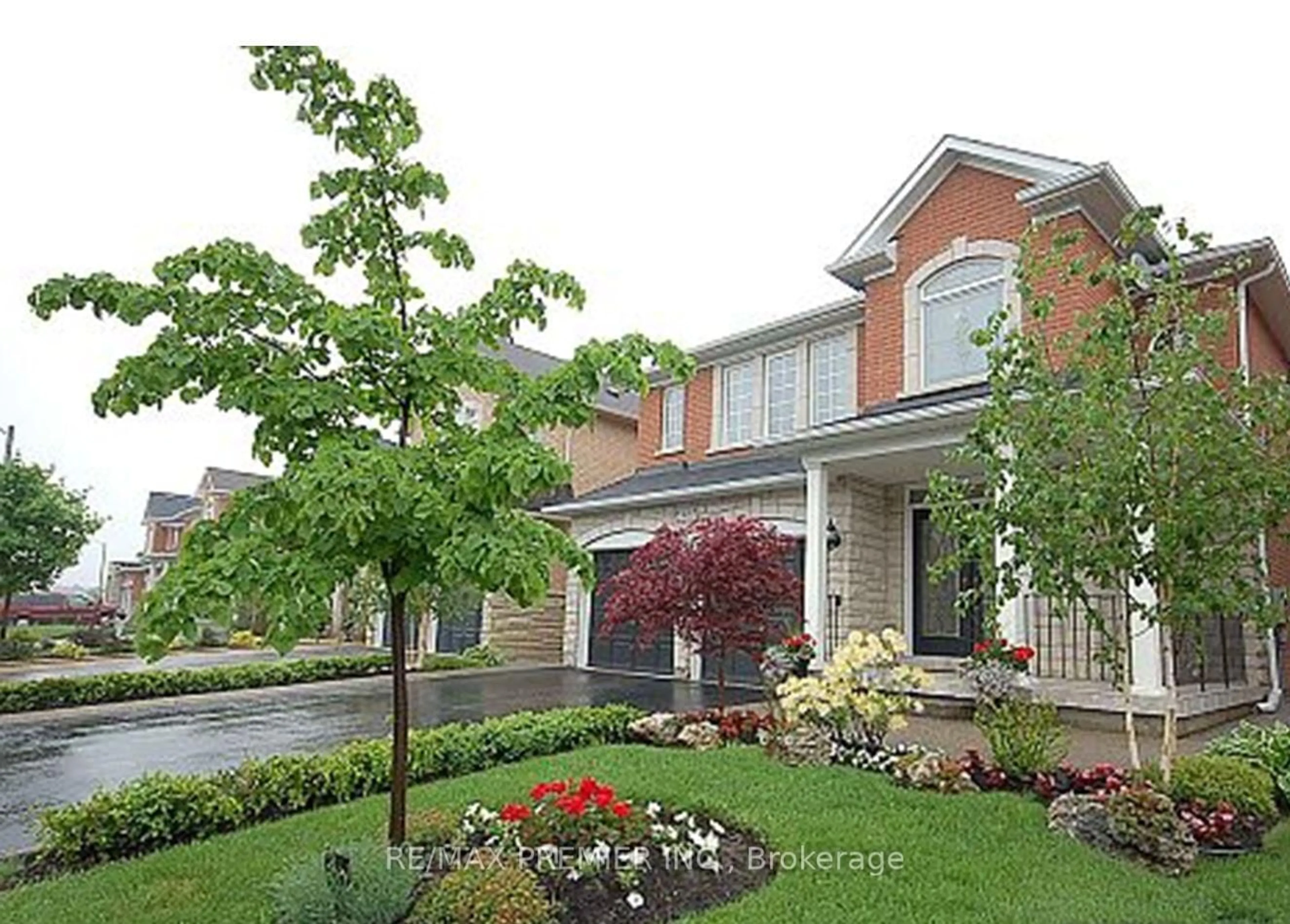 Home with brick exterior material, street for 11 Charger Lane, Brampton Ontario L7A 3B2