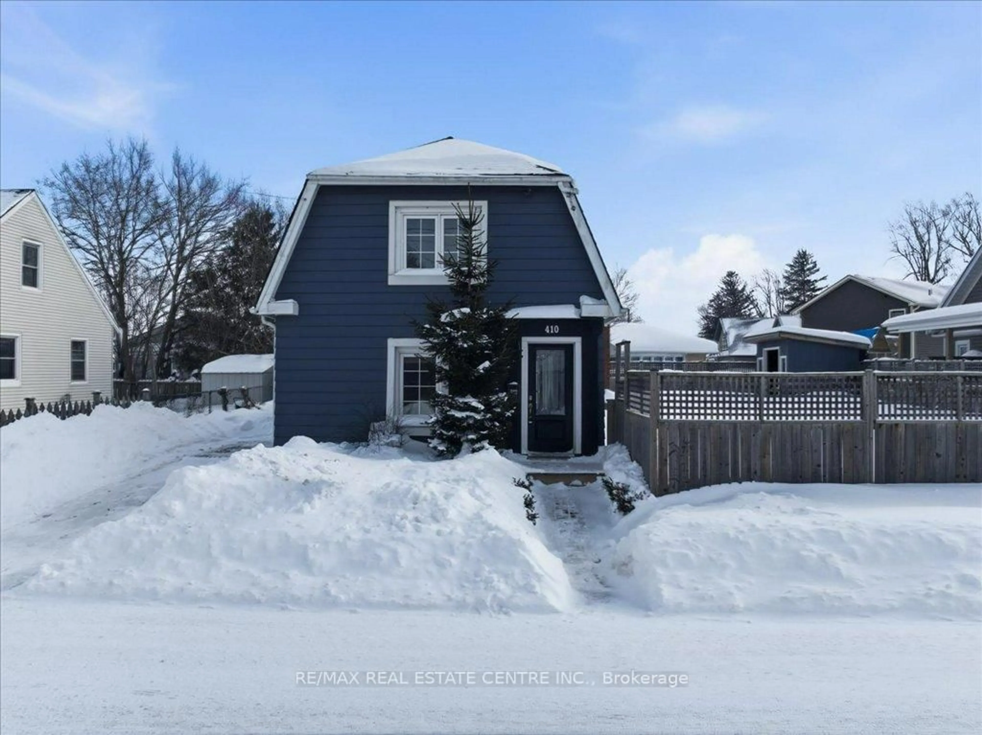 Unknown for 410 Oak St, Milton Ontario L9T 1J1