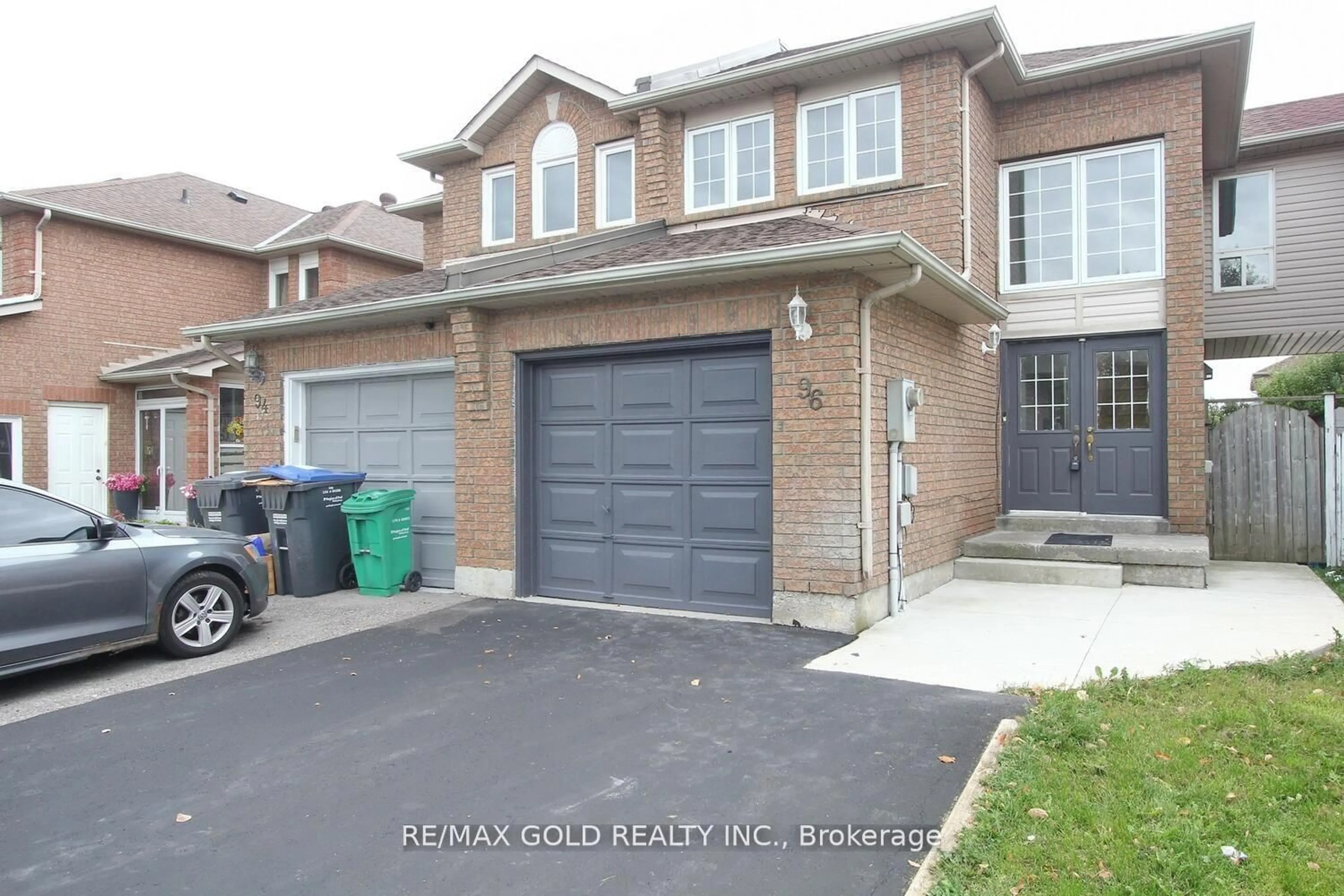 Home with brick exterior material, street for 96 Lauraglen Cres, Brampton Ontario L6Y 5A6