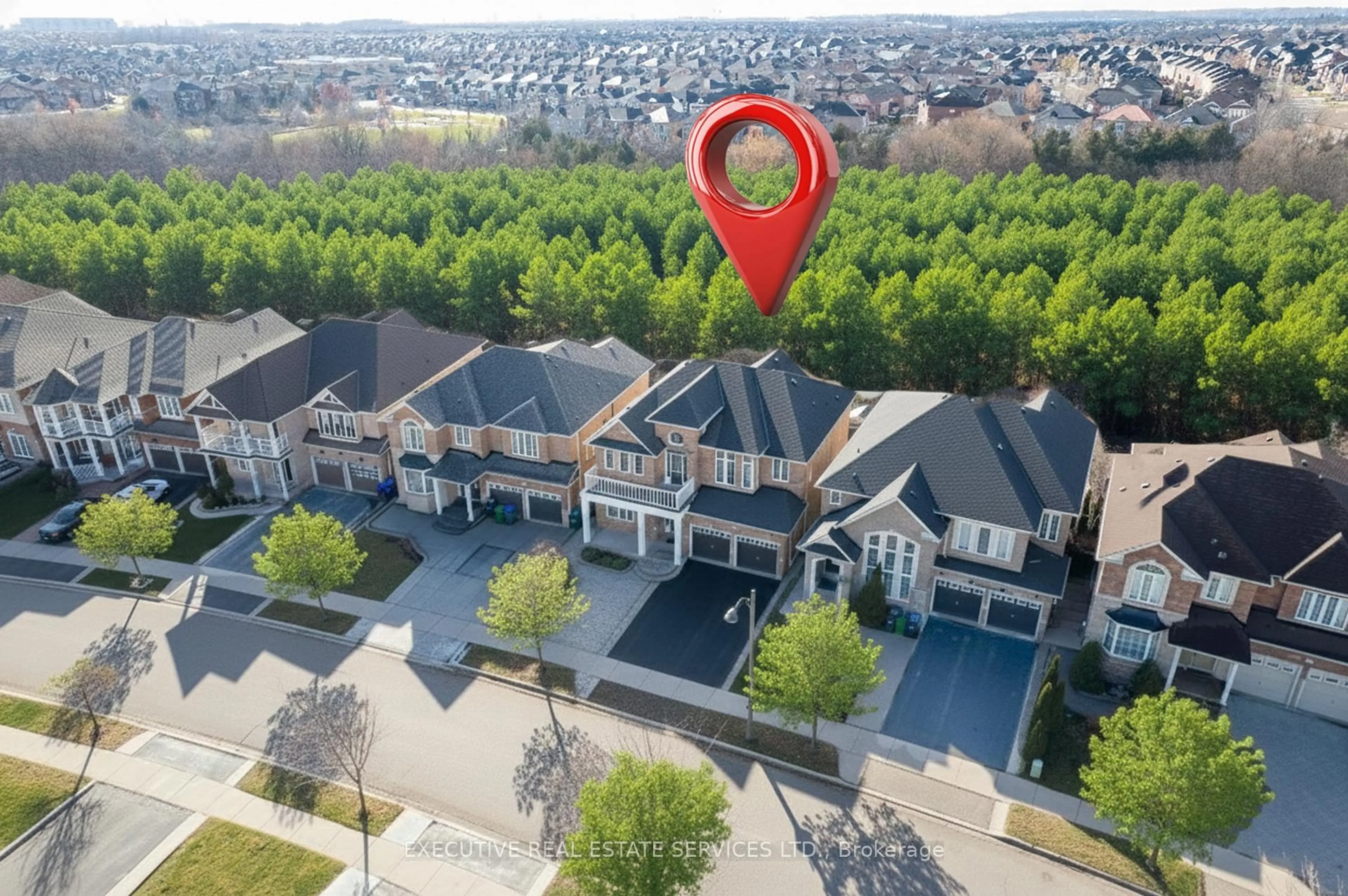A pic from outside/outdoor area/front of a property/back of a property/a pic from drone, street for 44 Moldovan Dr, Brampton Ontario L6R 0E4