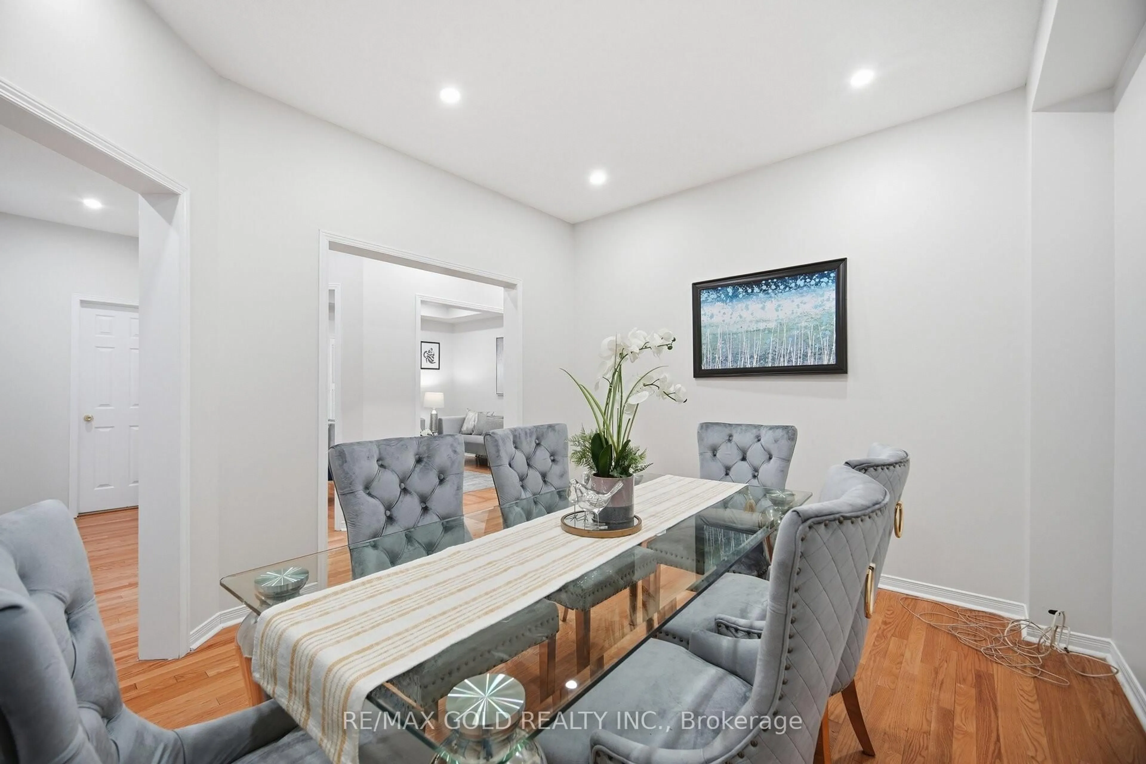 Dining room, unknown for 14 Ledgerock Rd, Brampton Ontario L6P 2L7