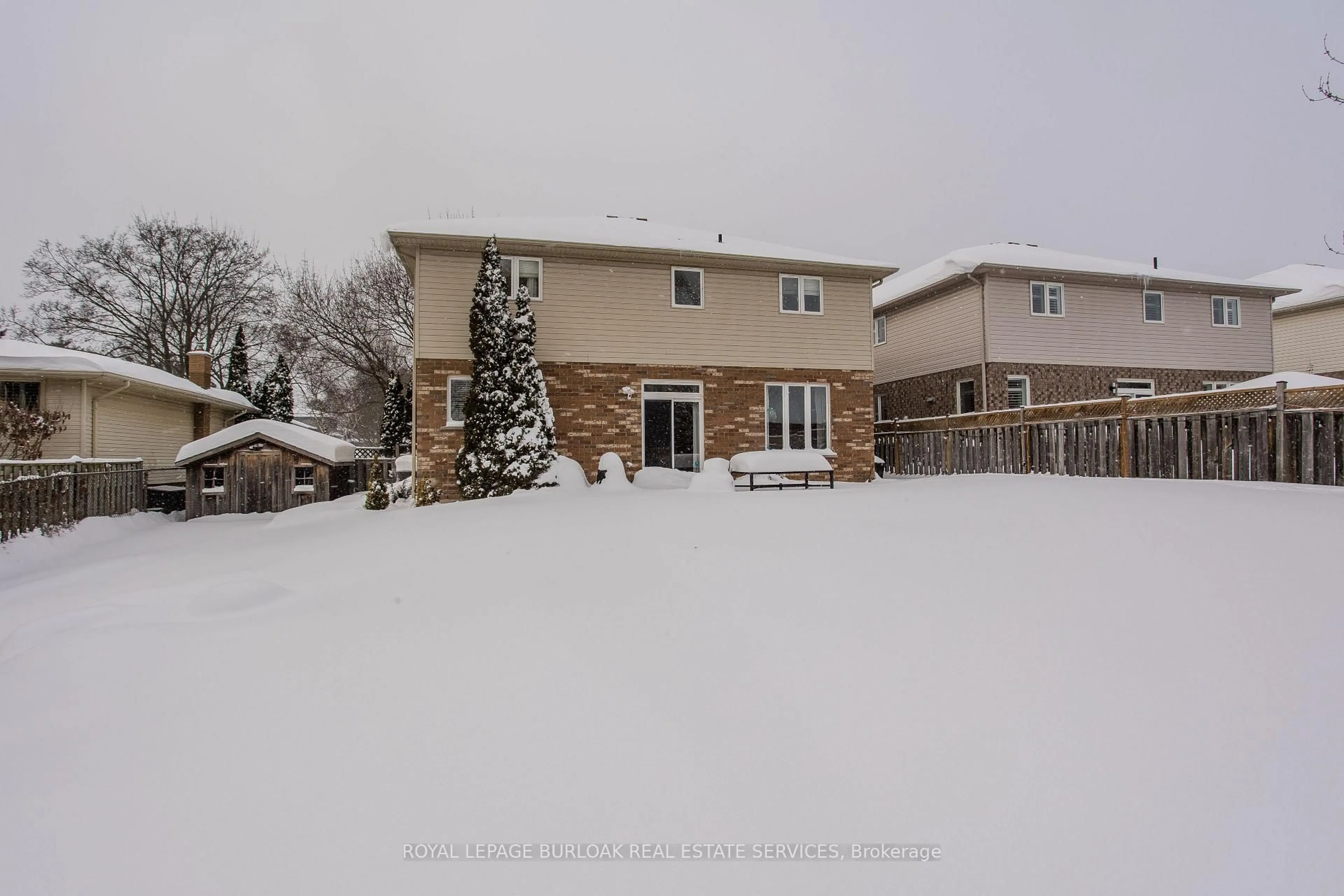 Unknown for 2055 Mountain Grove Ave, Burlington Ontario L7P 2H8