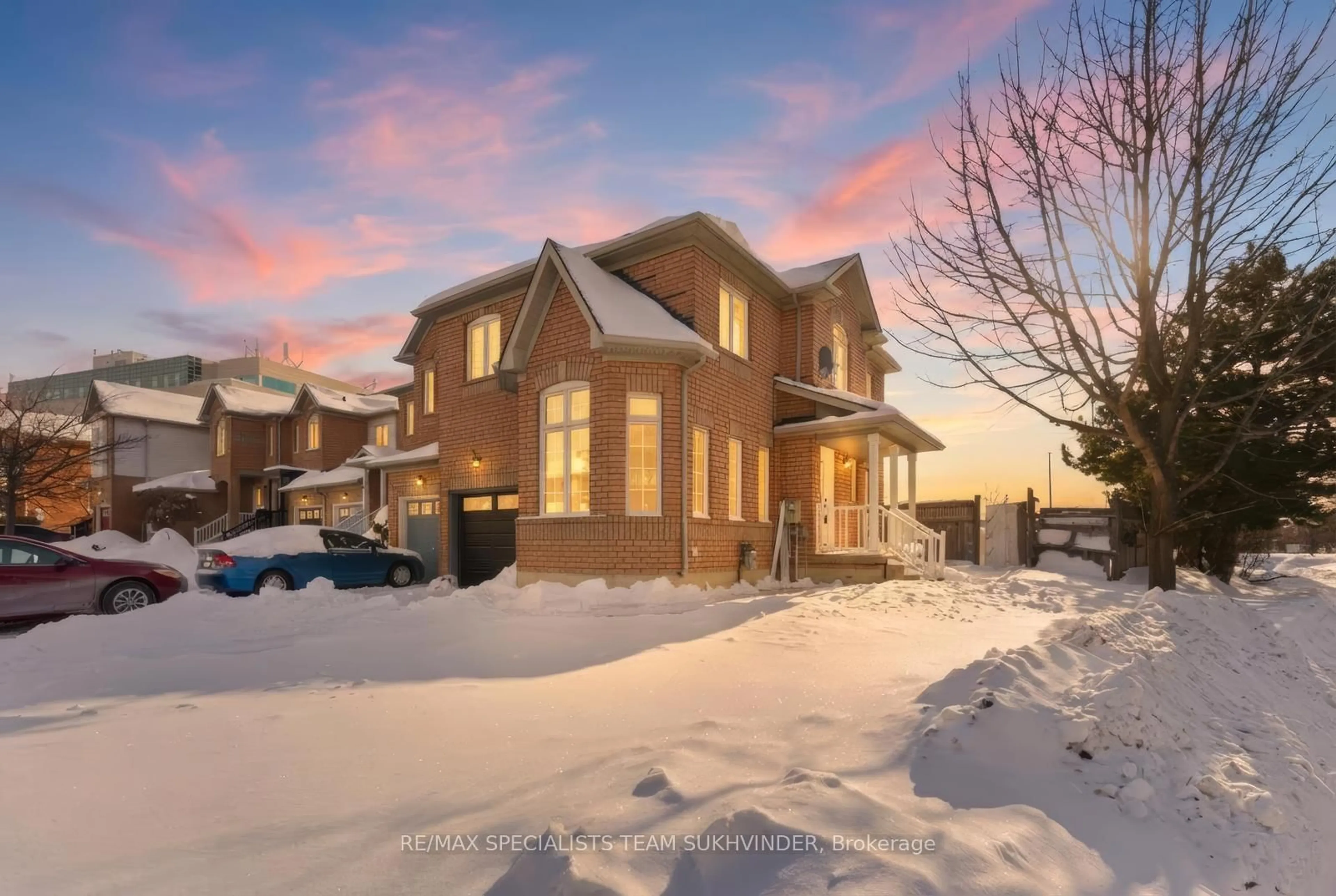 Unknown for 2 Thunderbird Tr, Brampton Ontario L6R 2T3