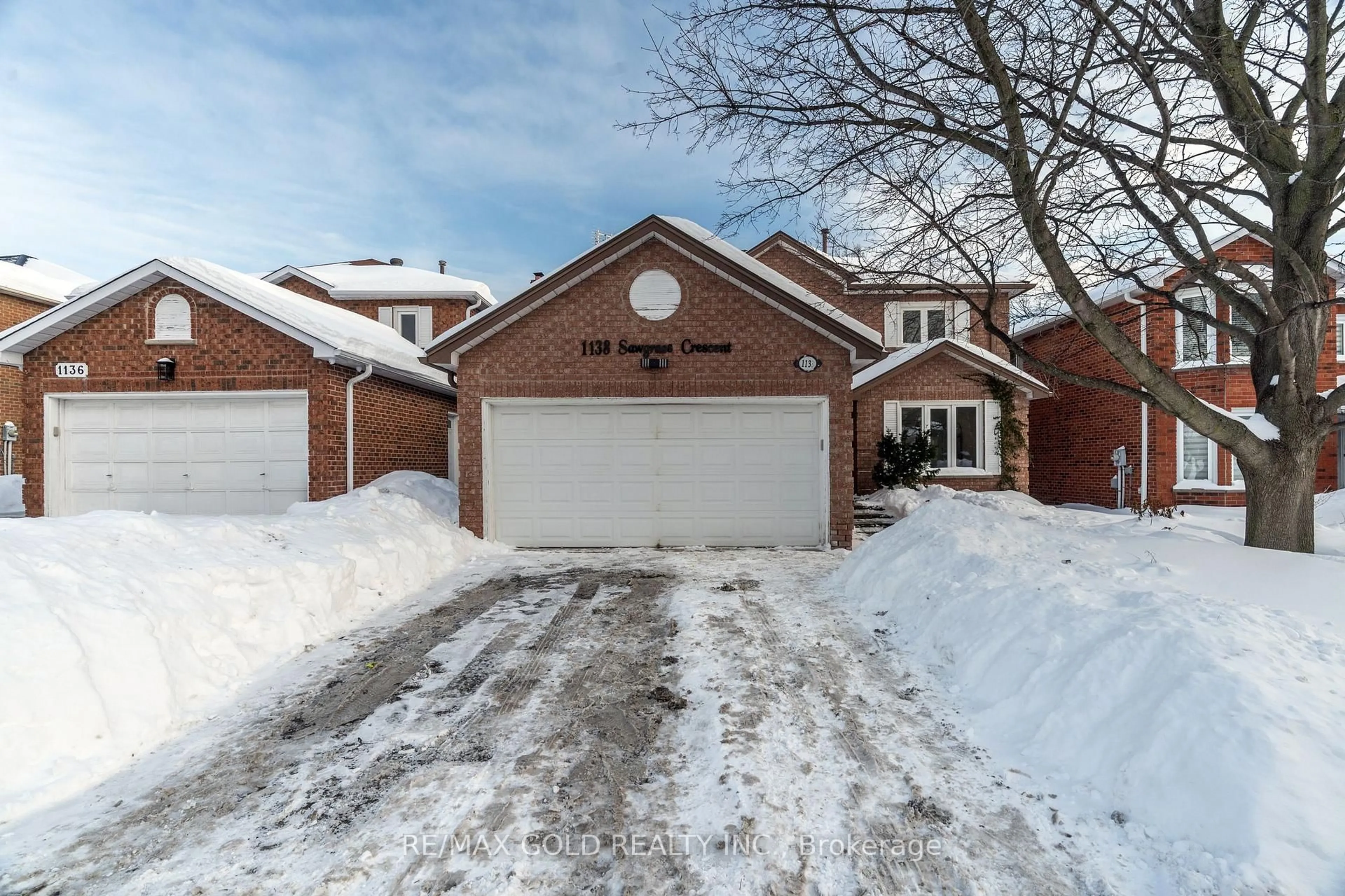 Home with brick exterior material, street for 1138 Sawgrass Cres, Mississauga Ontario L5C 3V4