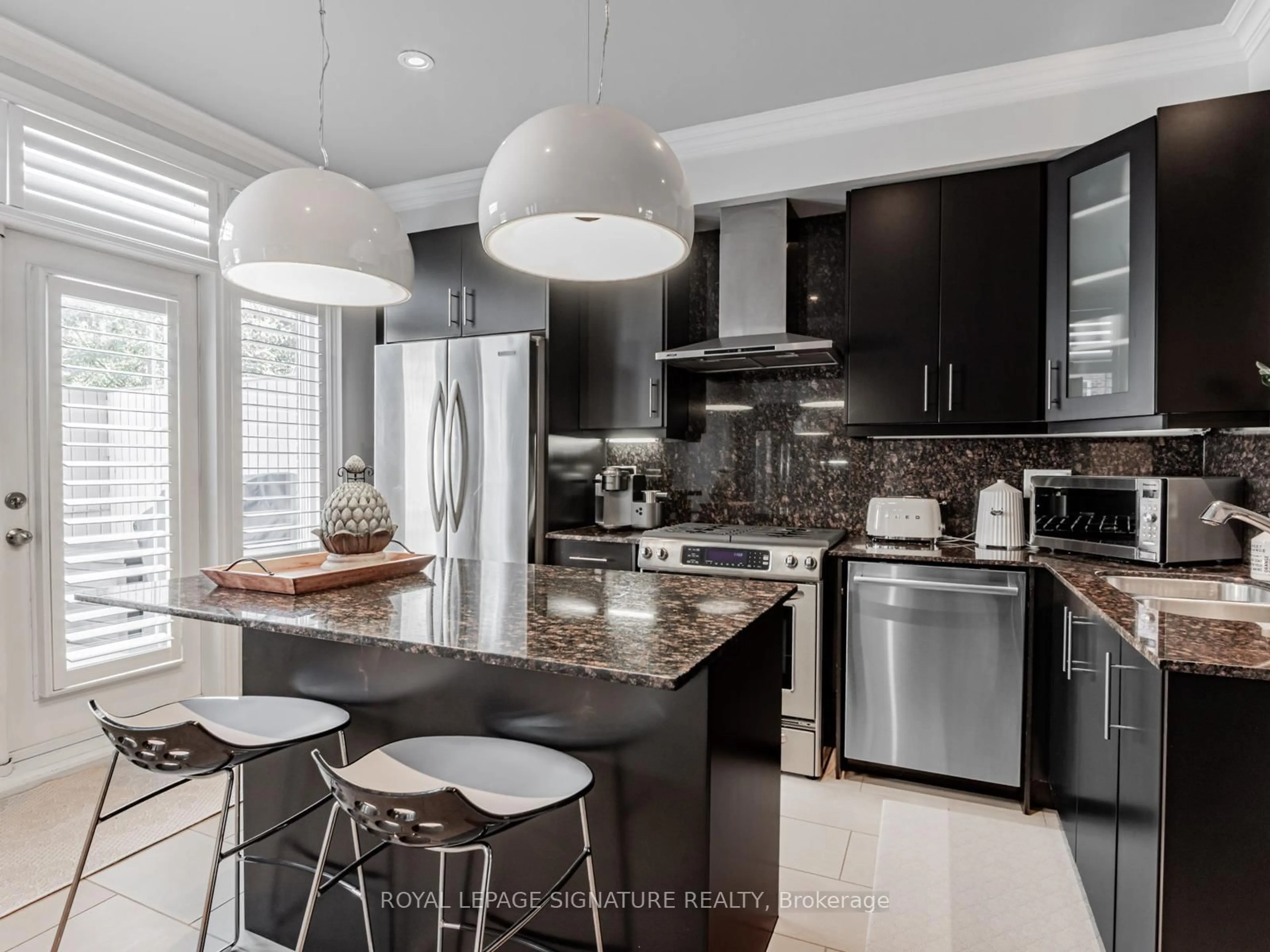 Contemporary kitchen, ceramic/tile floor for 63 Ruby Lang Lane, Toronto Ontario M8Z 0B8