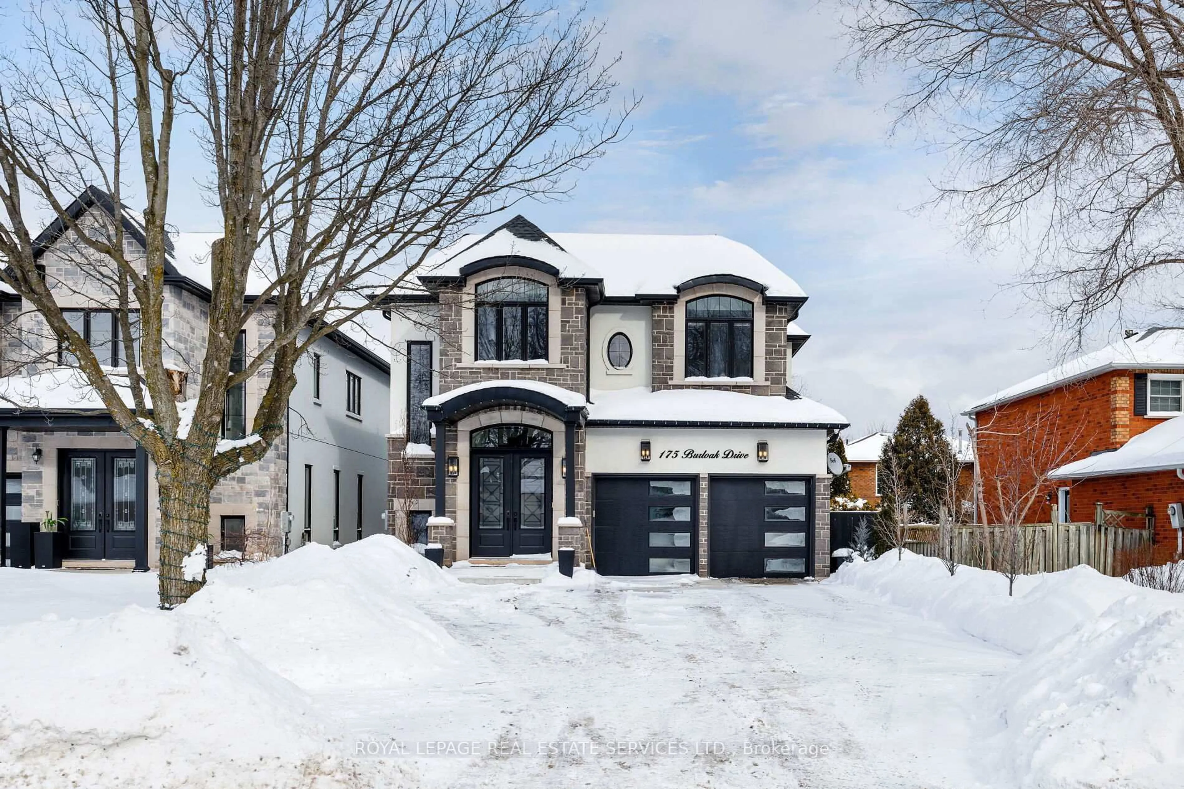 Home with brick exterior material, street for 175 Burloak Dr, Oakville Ontario L6L 6E6