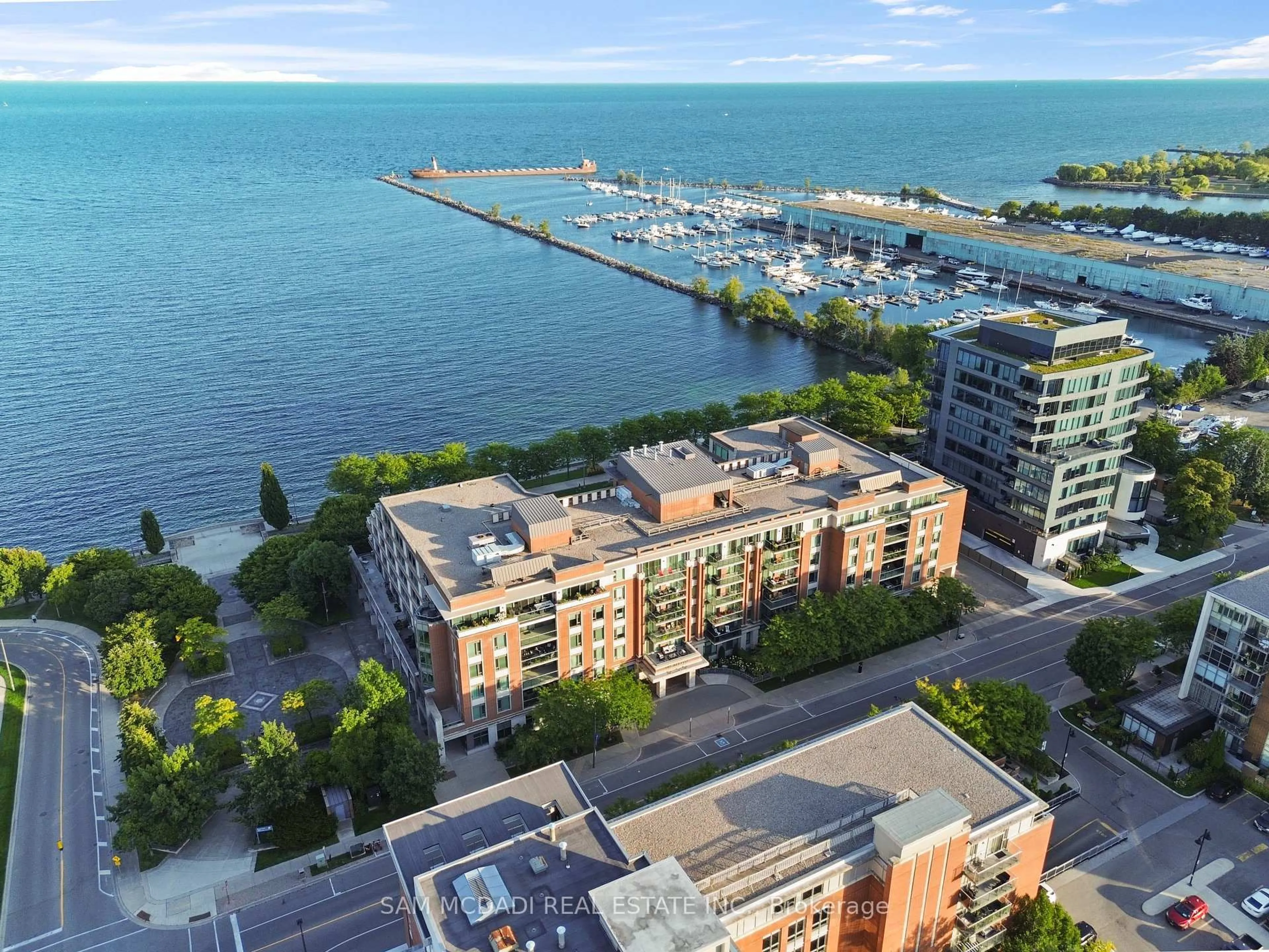 A pic from outside/outdoor area/front of a property/back of a property/a pic from drone, water/lake/river/ocean view for 65 Port St #509, Mississauga Ontario L5G 4V3