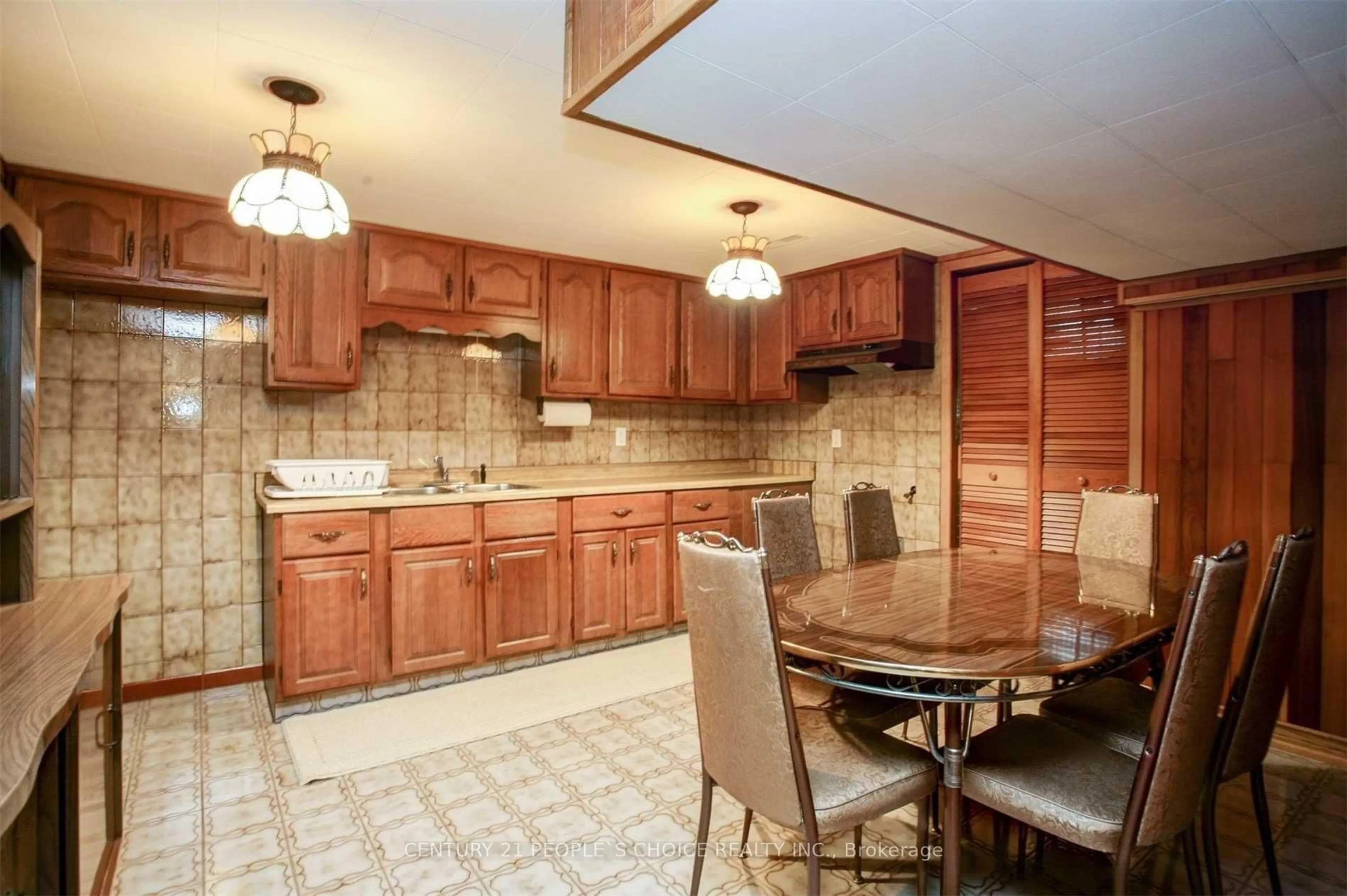 Unknown for 329 Jeffcoat Dr, Toronto Ontario M9W 3E4