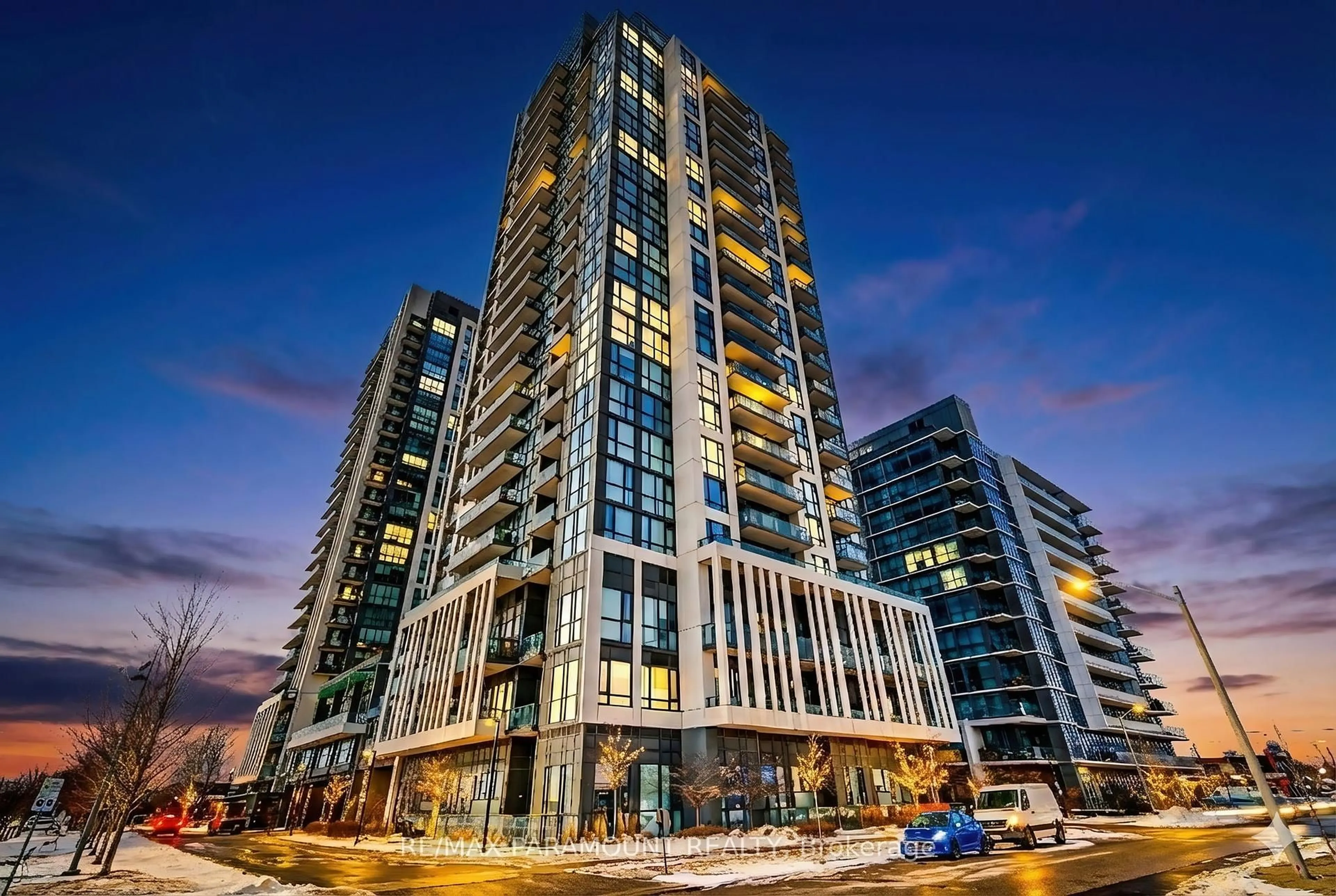 Indoor foyer for 17 Zorra St #302, Toronto Ontario M8Z 0C8