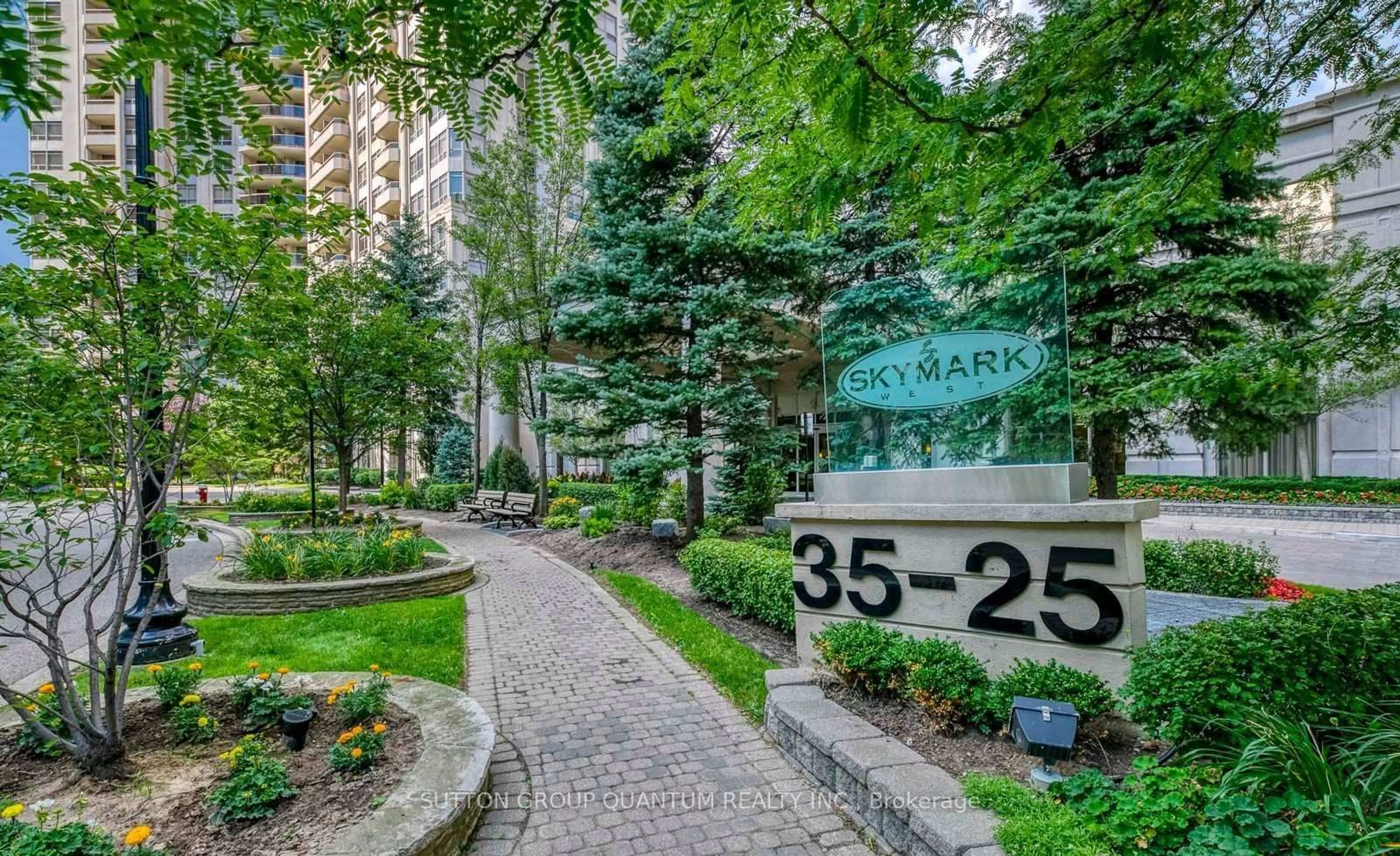 Unknown for 25 Kingsbridge Garden Circ #1123, Mississauga Ontario L5R 4B1