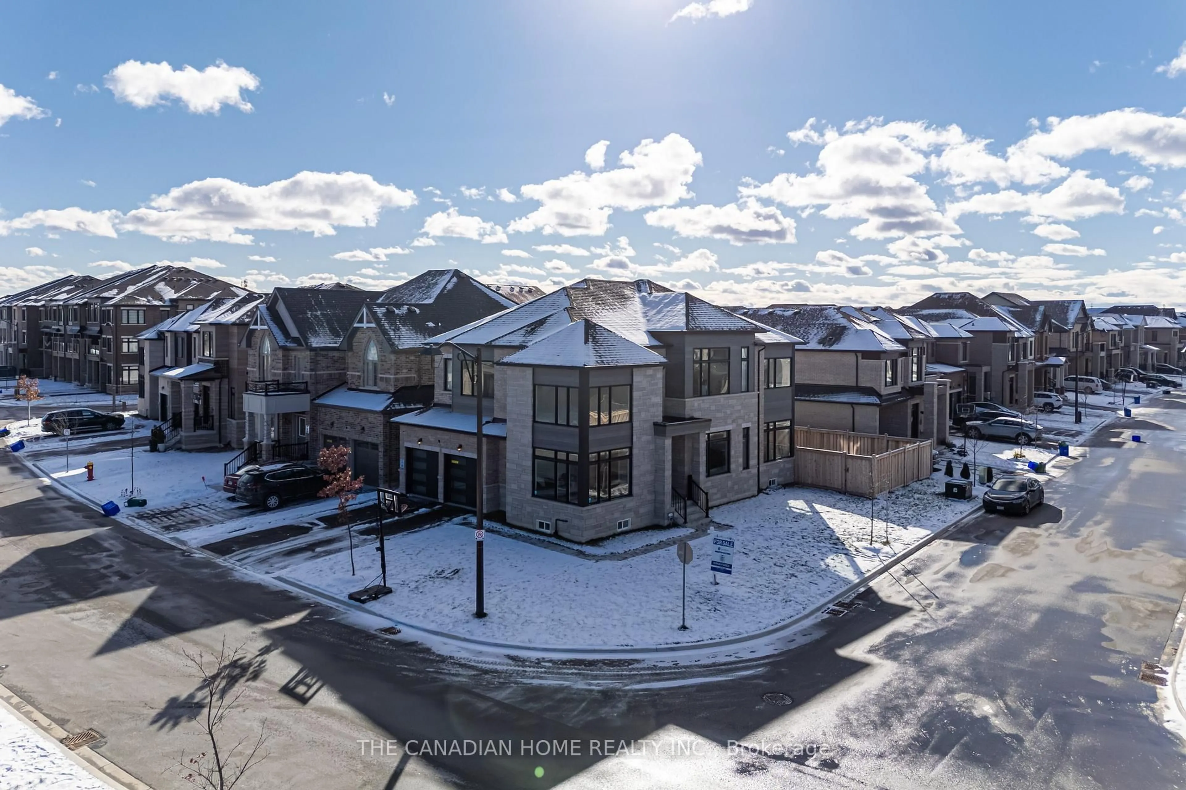 A pic from outside/outdoor area/front of a property/back of a property/a pic from drone, mountain view for 1514 Wellwood Terr, Milton Ontario L9T 1V3