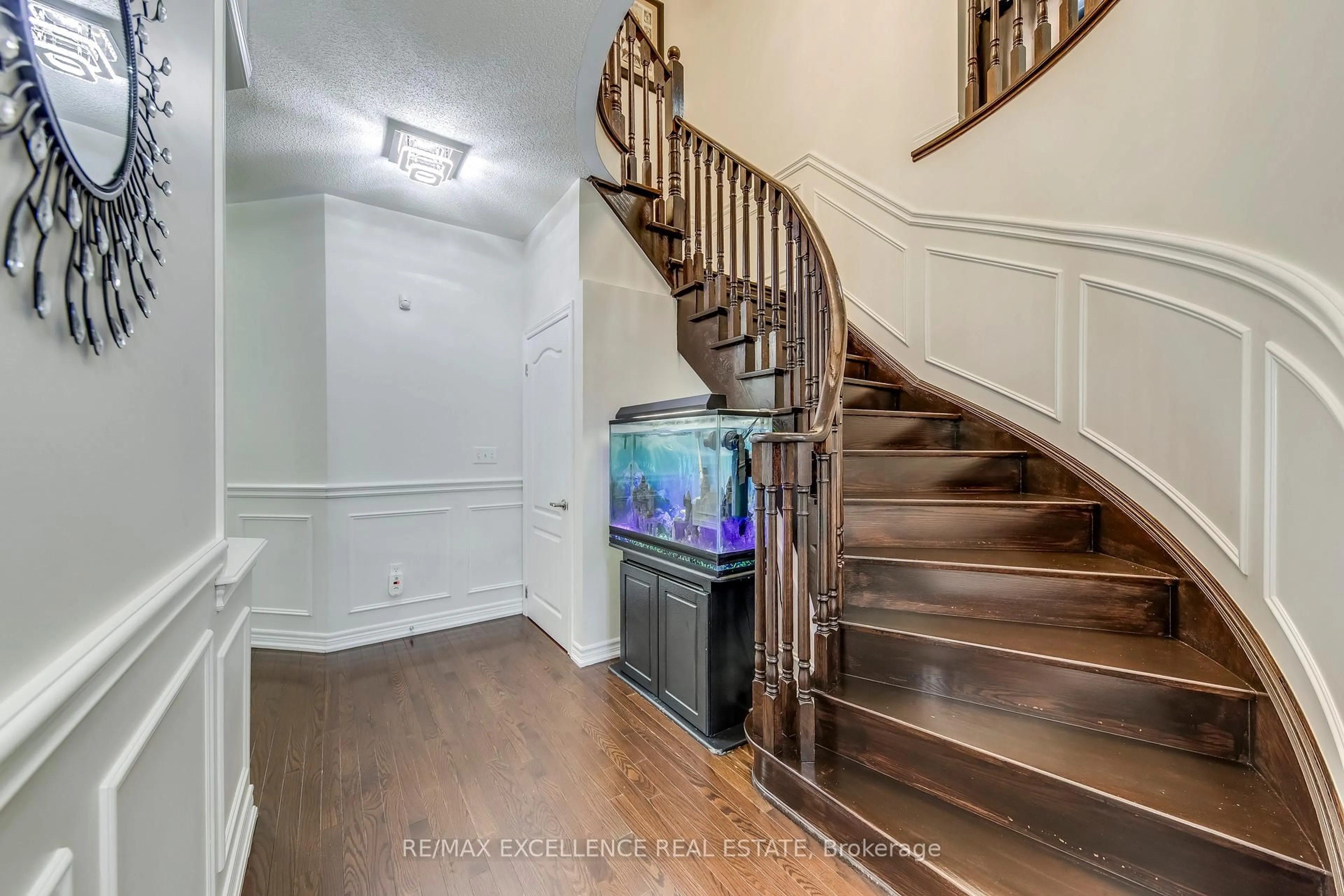 Unknown for 9 Natronia Tr, Brampton Ontario L6P 3N1