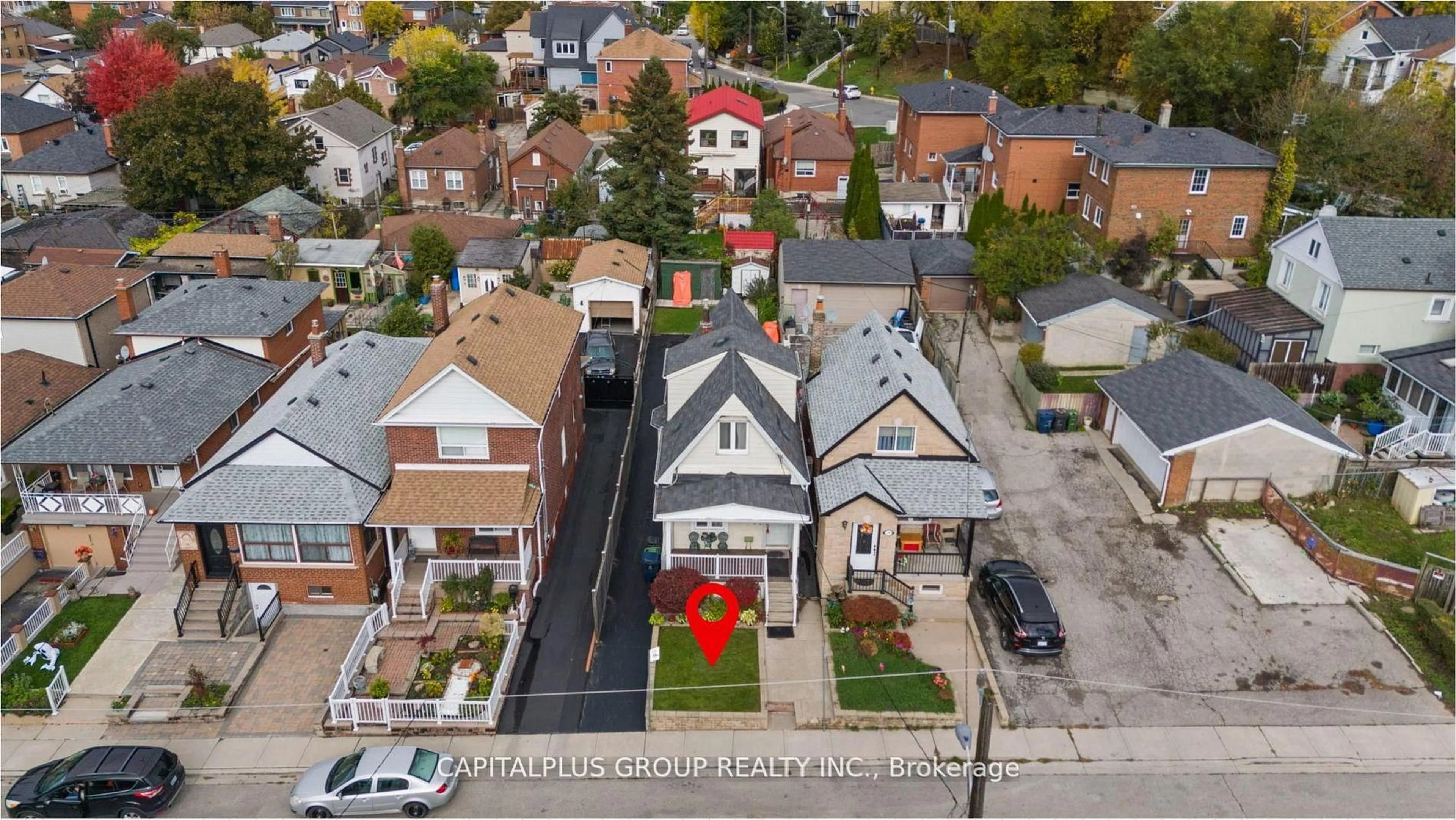 A pic from outside/outdoor area/front of a property/back of a property/a pic from drone, street for 20 Kersdale Ave, Toronto Ontario M6M 1C8
