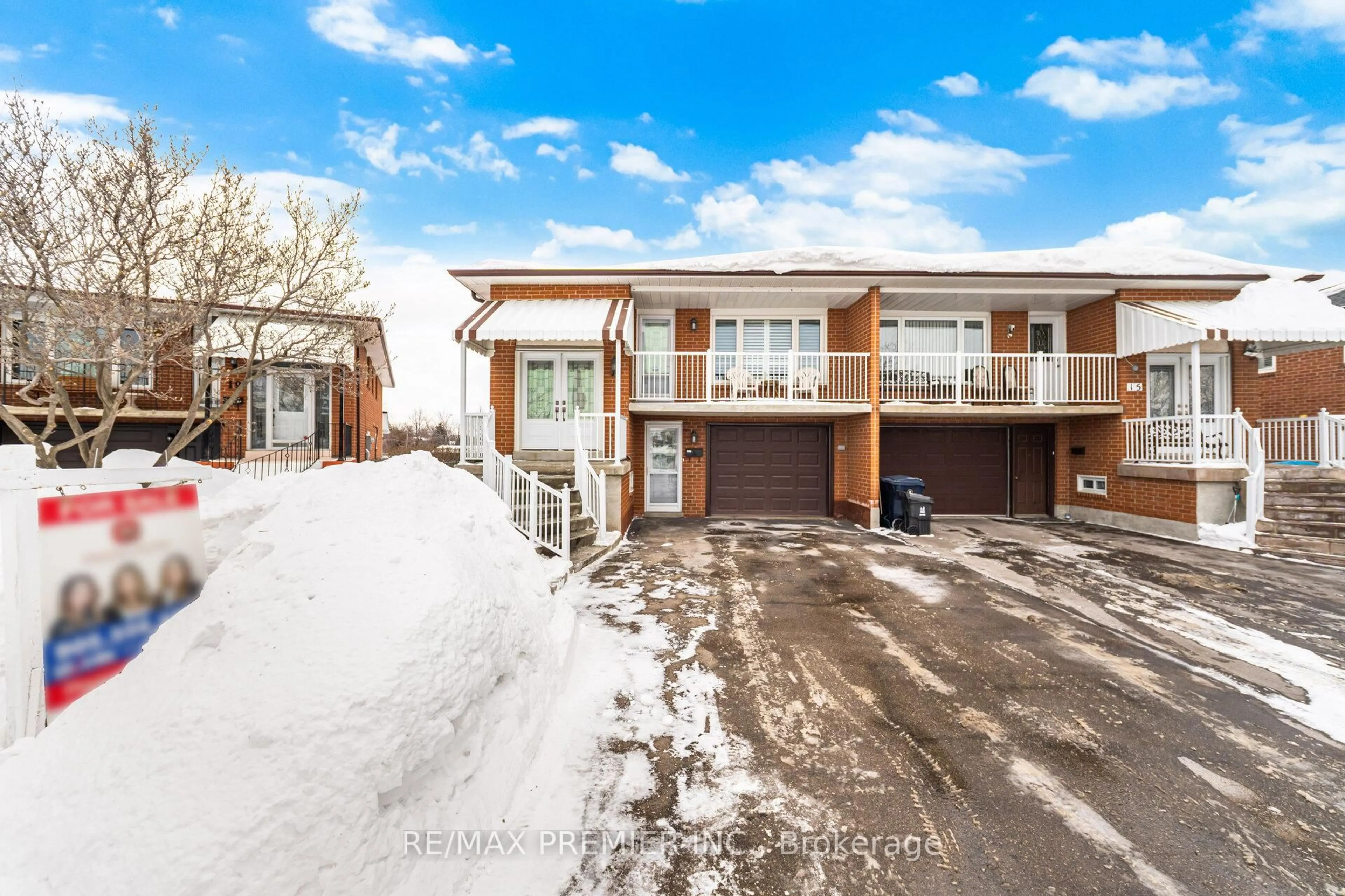 Home with brick exterior material, street for 17 Kittiwake Ave, Toronto Ontario M9V 4P5