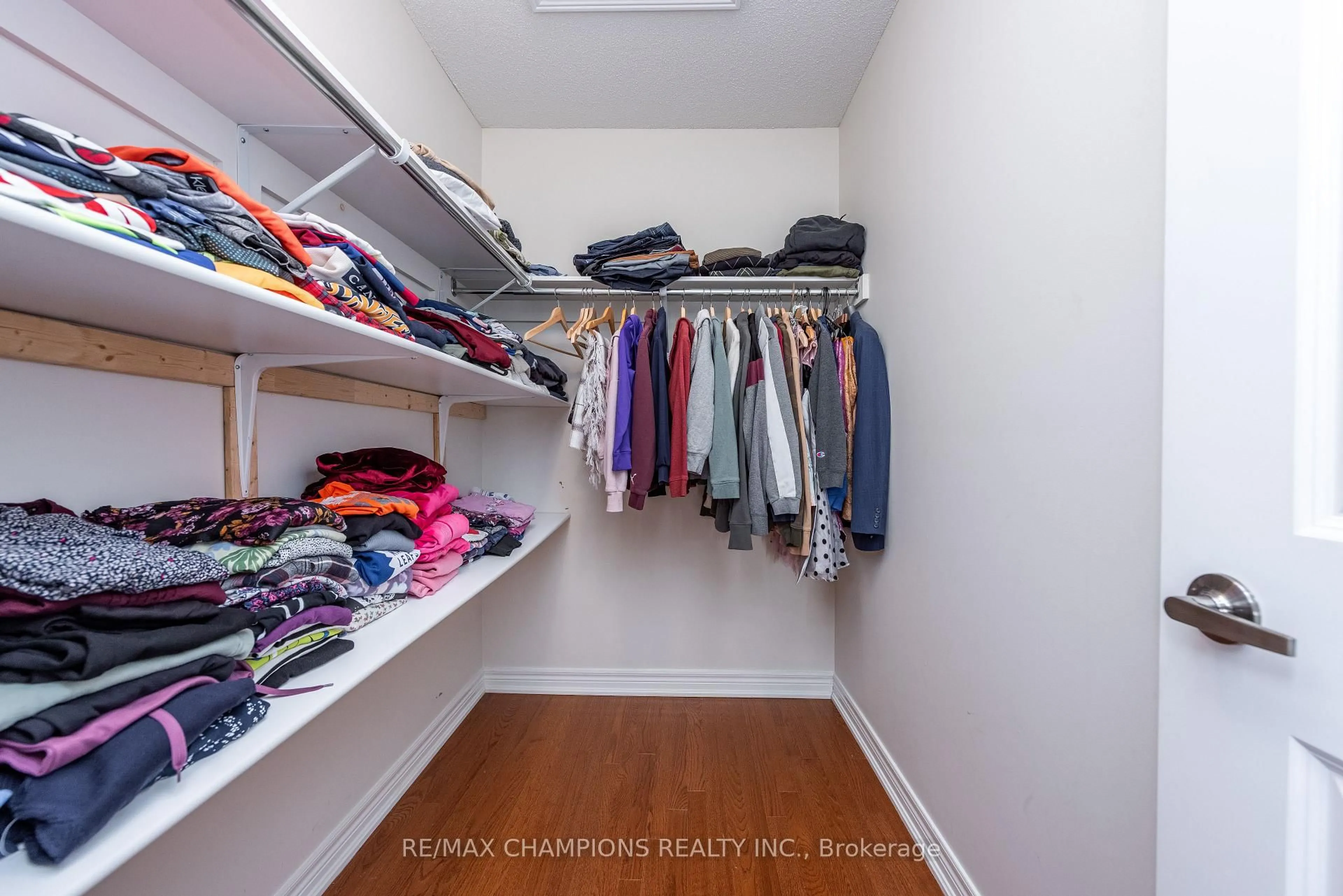 Storage room or clothes room or walk-in closet for 14 Naperton Dr, Brampton Ontario L6R 0Z5