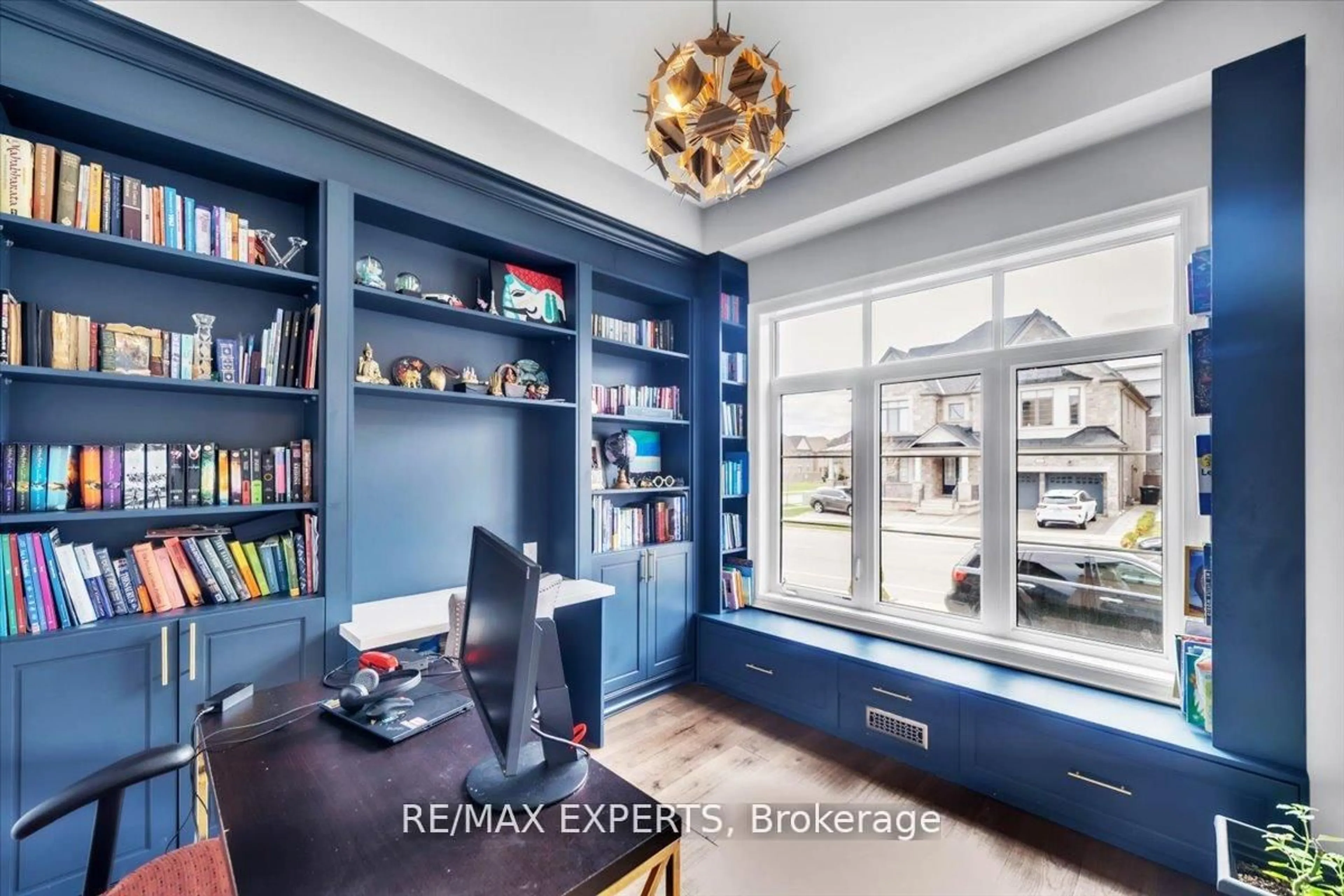 A pic of a room for 77 Longevity Rd, Brampton Ontario L6X 5P8