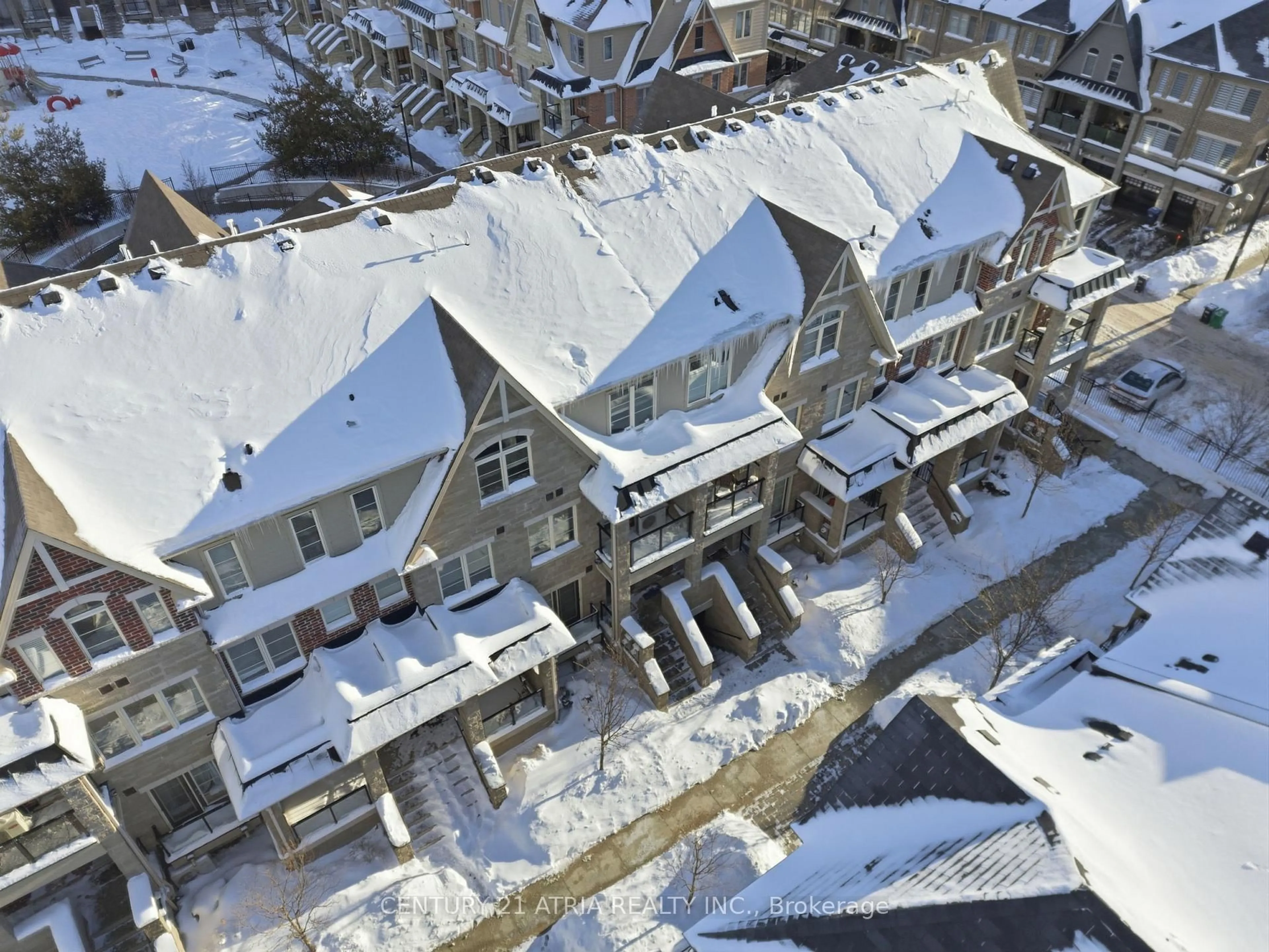 A pic from outside/outdoor area/front of a property/back of a property/a pic from drone, street for 200 Veterans Dr #140, Brampton Ontario L7A 4S6