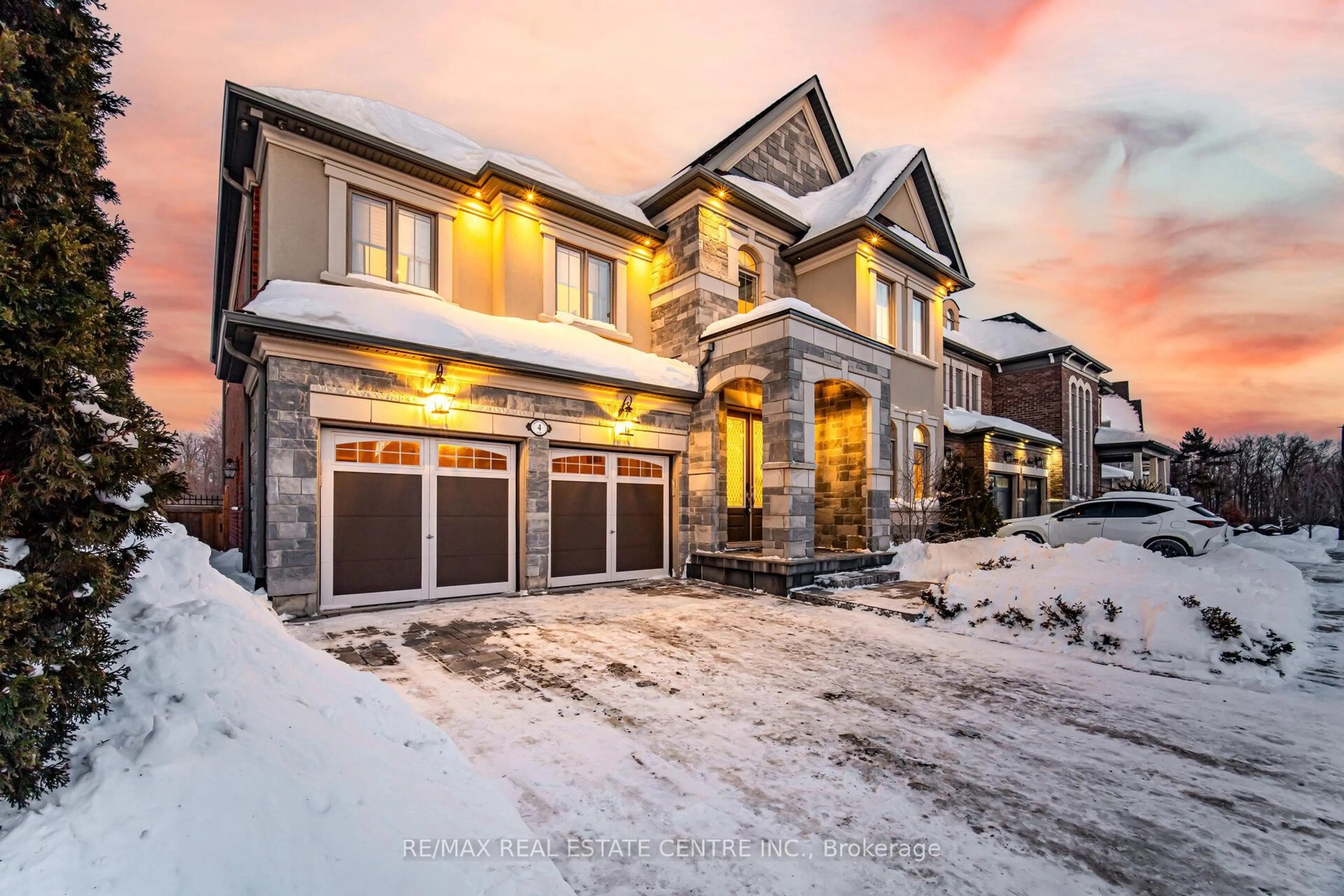 Home with brick exterior material, street for 4 Crown Forest Crt, Brampton Ontario L6Y 2Y5