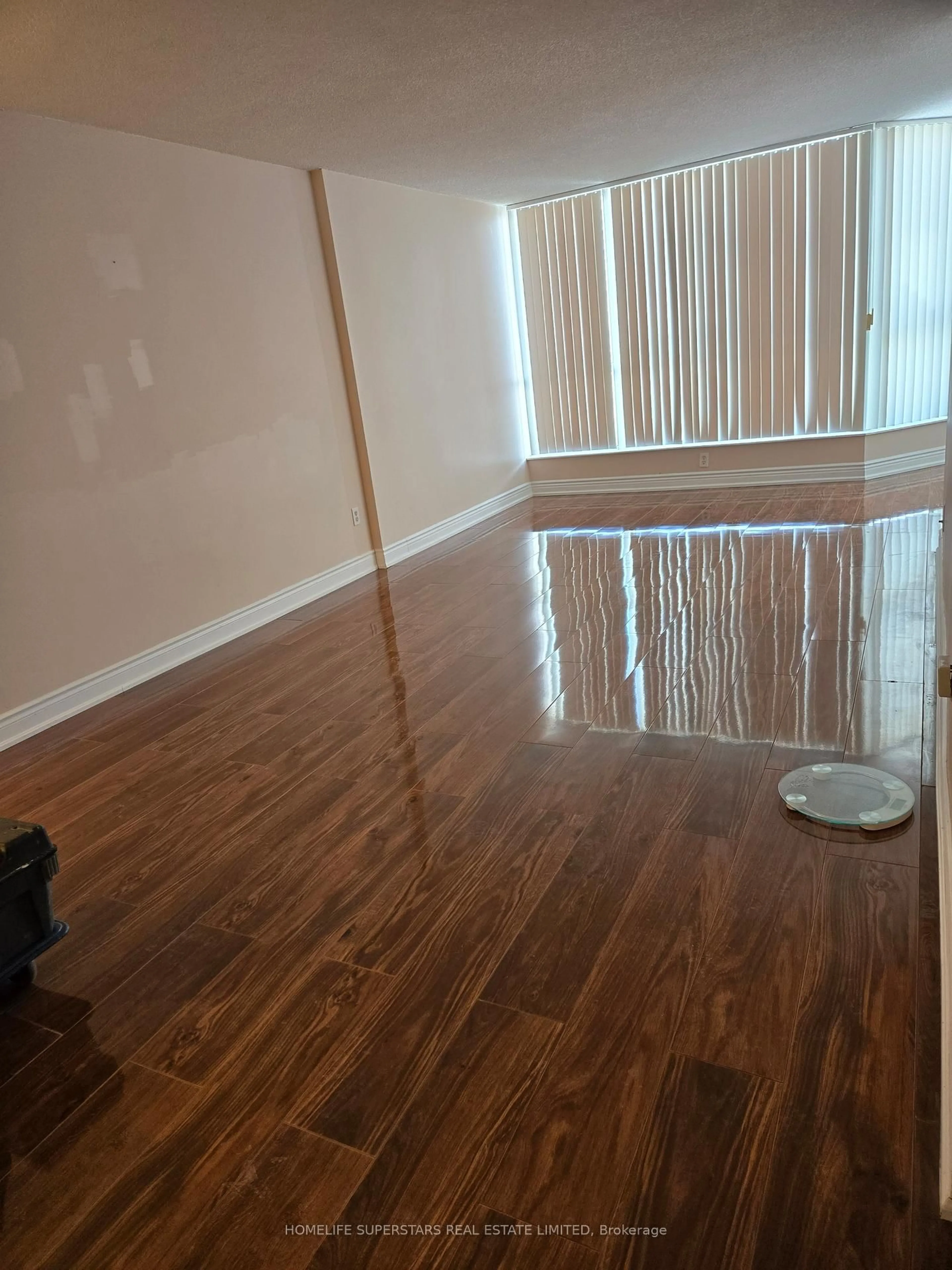 A pic of a room for 3 Rowntree Rd #607, Toronto Ontario M9V 5G8