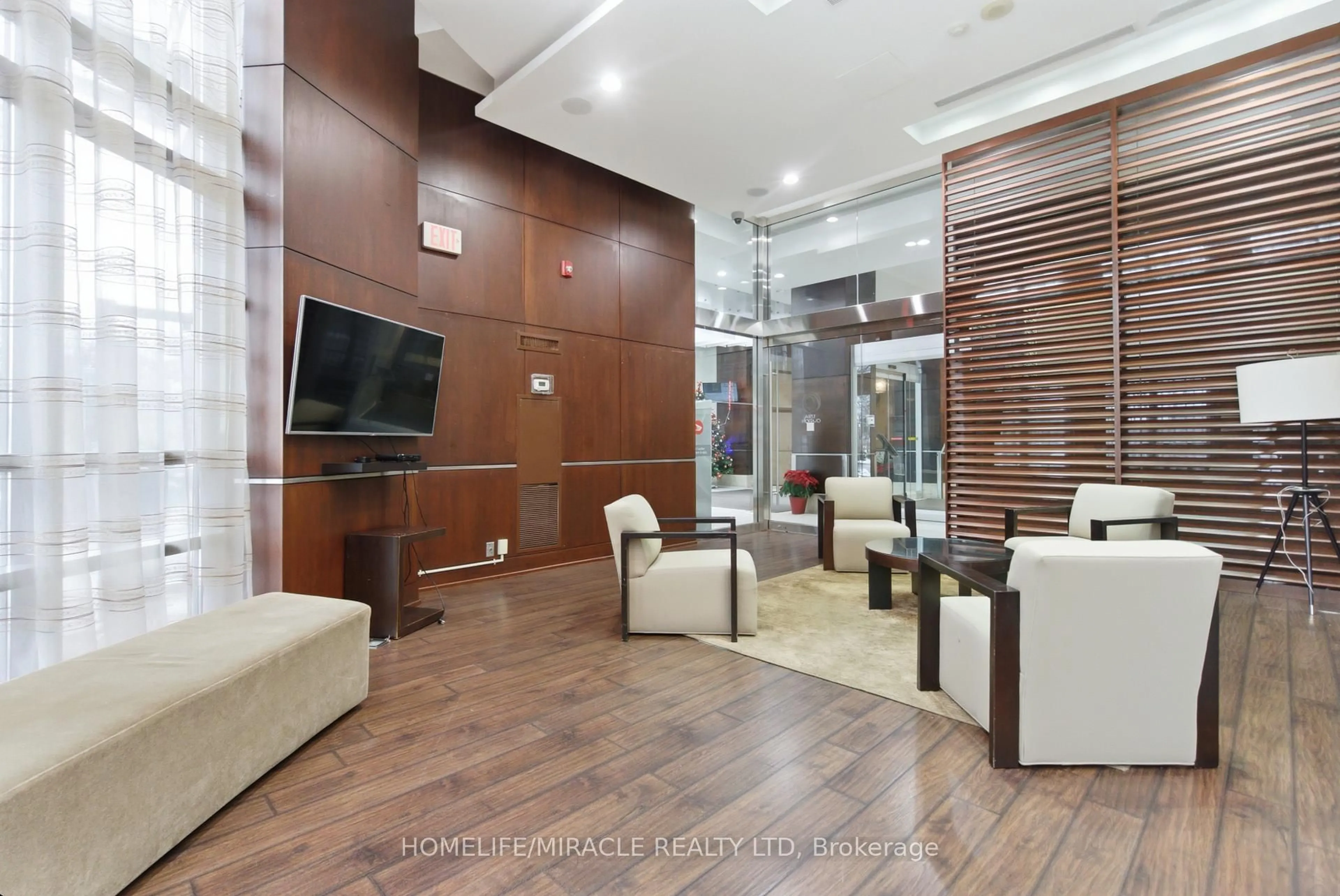 Lobby for 330 Burnhamthorpe Rd #2901, Mississauga Ontario L5B 3Y5