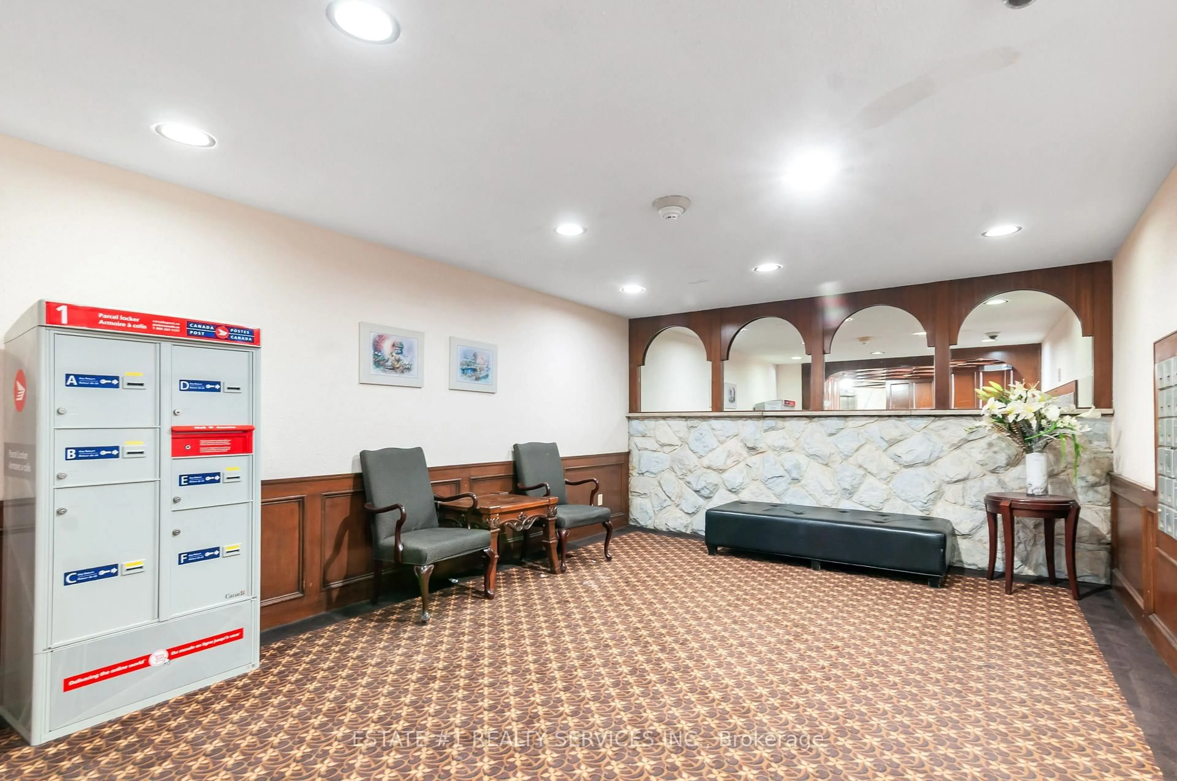 Lobby for 3555 Derry Rd #402, Mississauga Ontario L4T 1B2