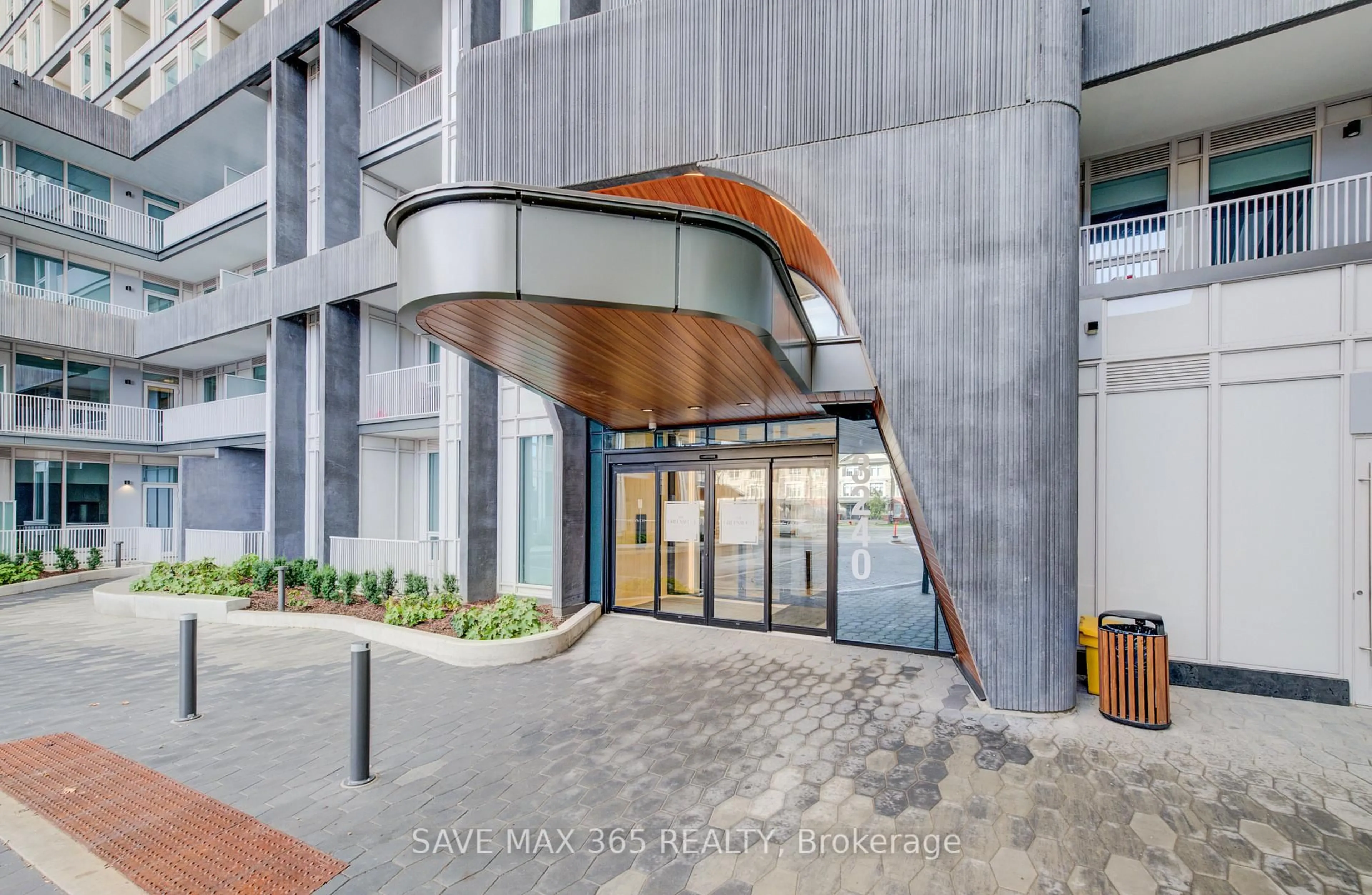 Indoor foyer for 3240 William Coltson Ave #PH02, Oakville Ontario L6H 8C8