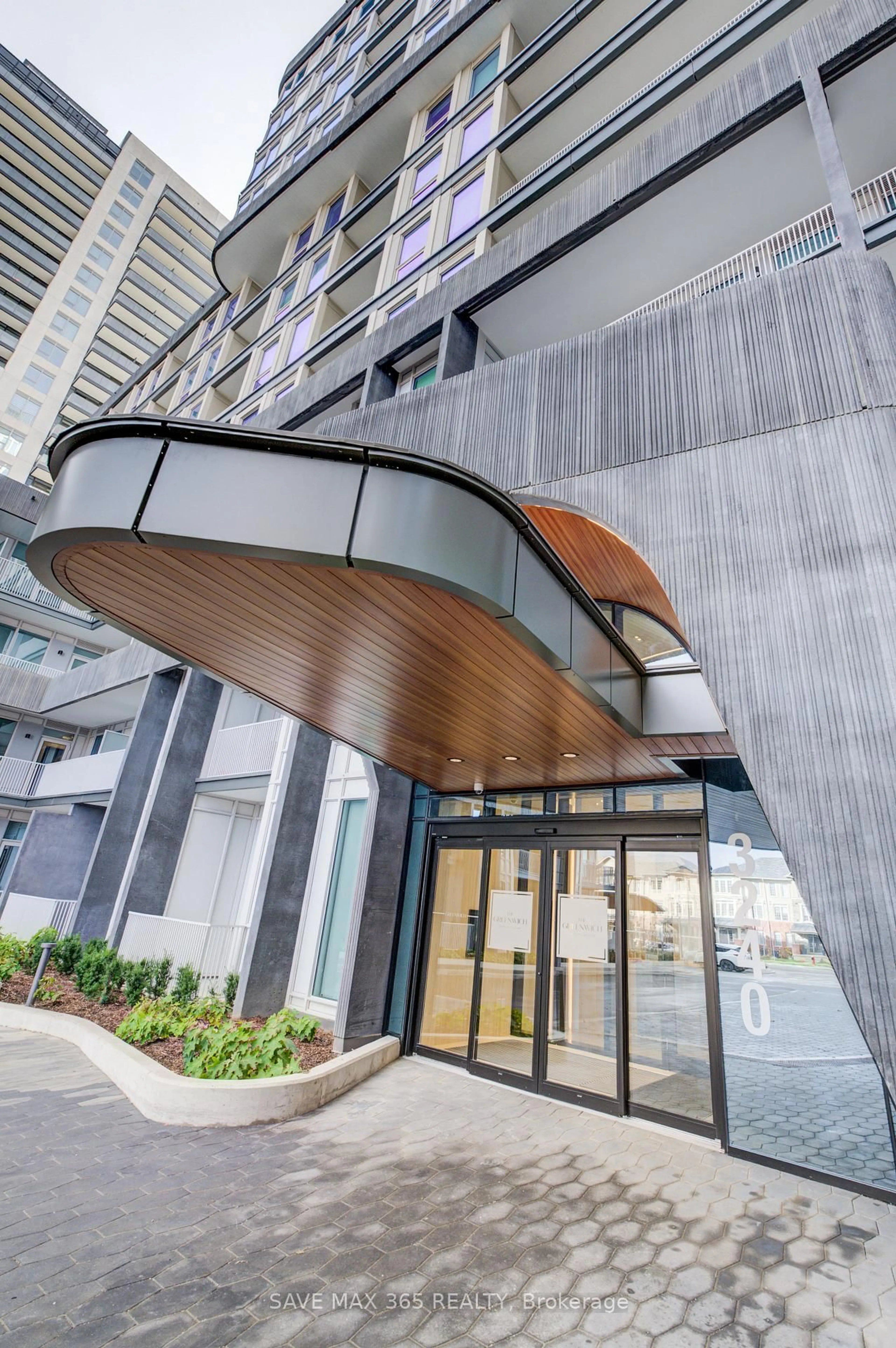 Indoor foyer for 3240 William Coltson Ave #PH02, Oakville Ontario L6H 8C8