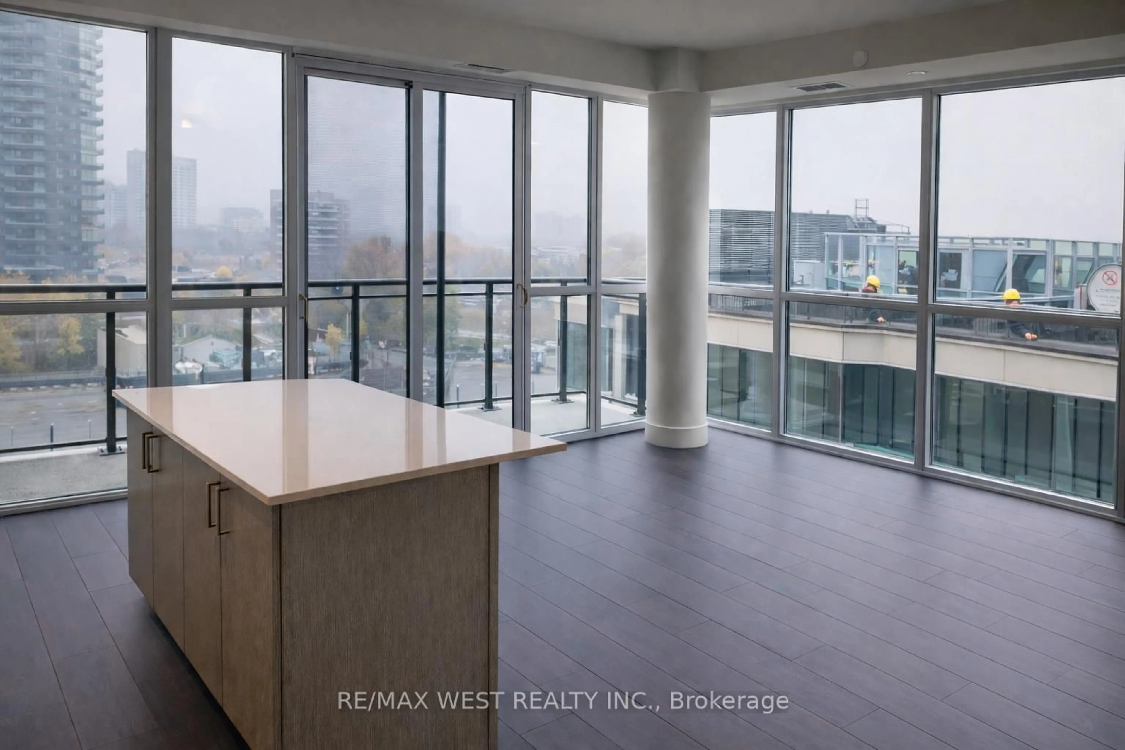 A pic of a room for 15 Lynch St #708, Brampton Ontario L6W 0C7